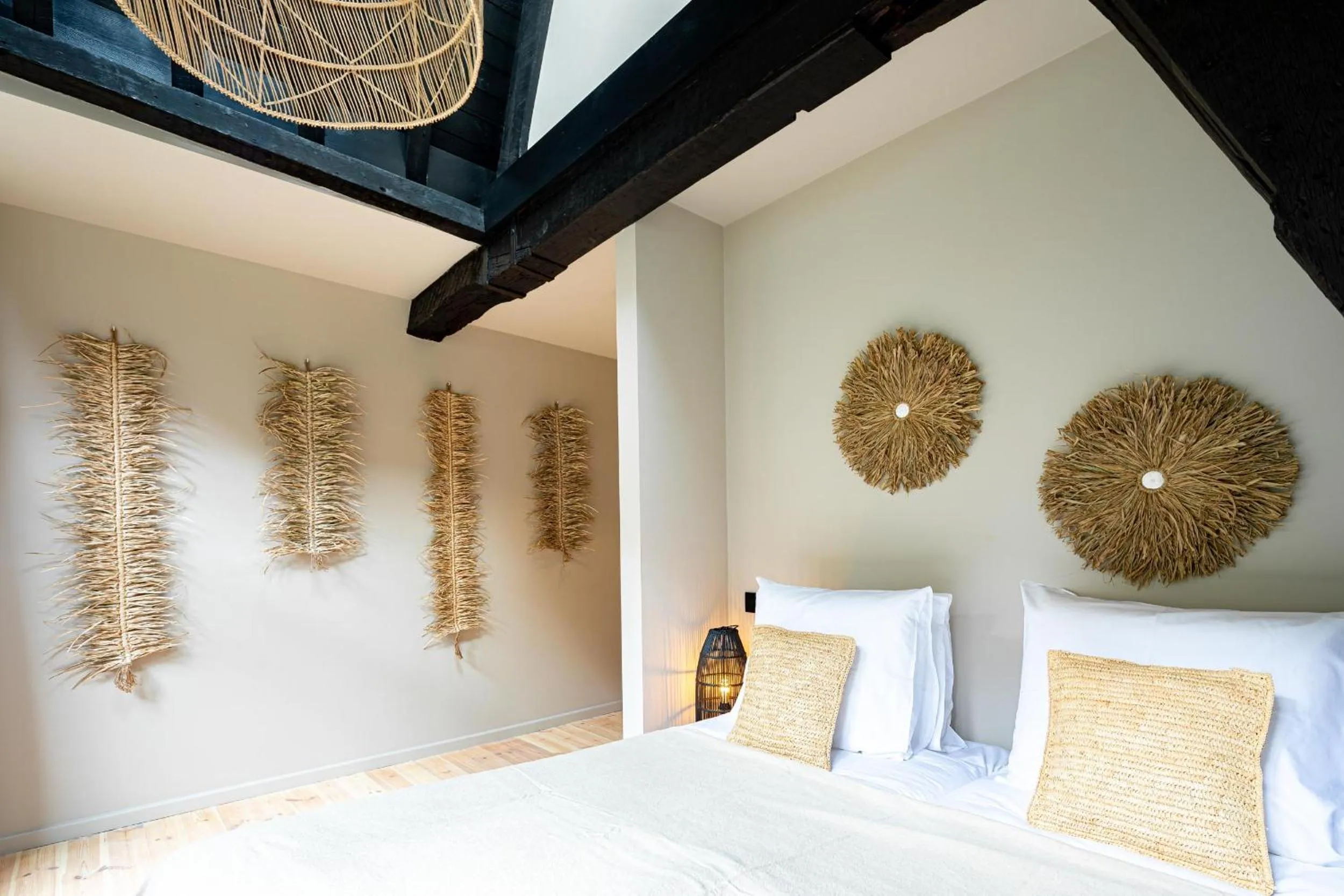 Bed in BTFL Living, Luxury Residences Antwerp, Zirkstraat