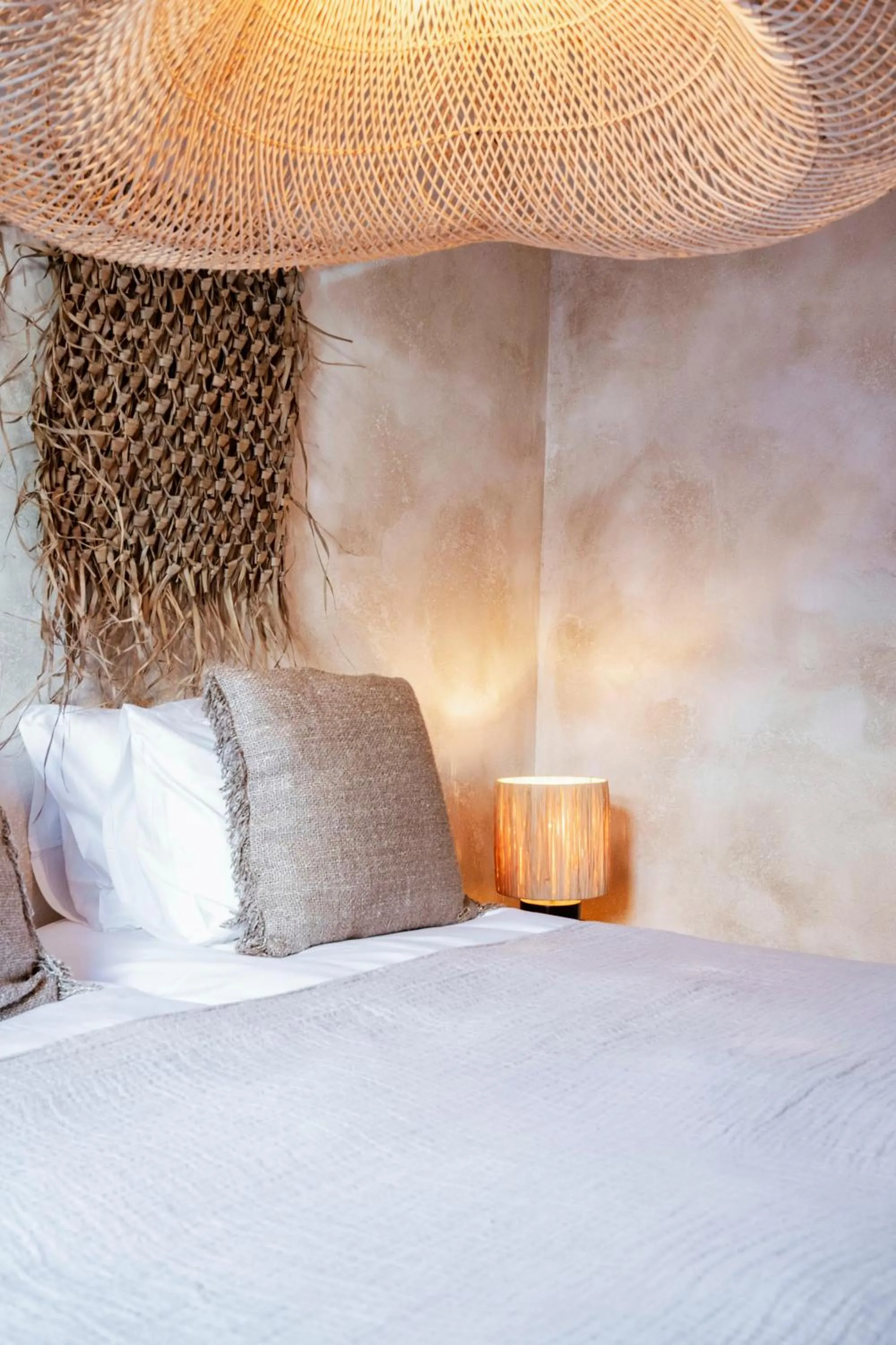 Bed in BTFL Living, Luxury Residences Antwerp, Zirkstraat