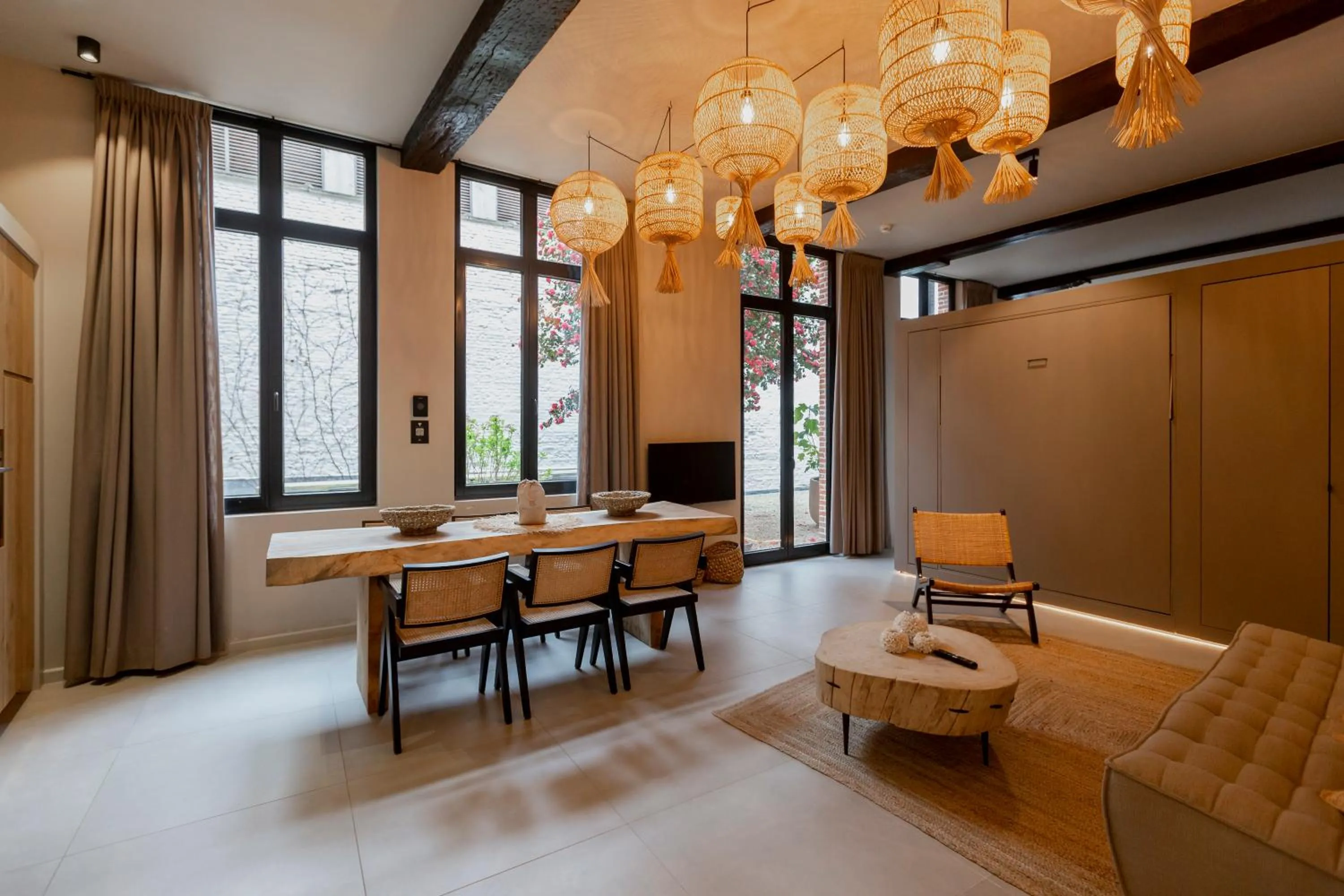 TV and multimedia in BTFL Living, Luxury Residences Antwerp, Zirkstraat