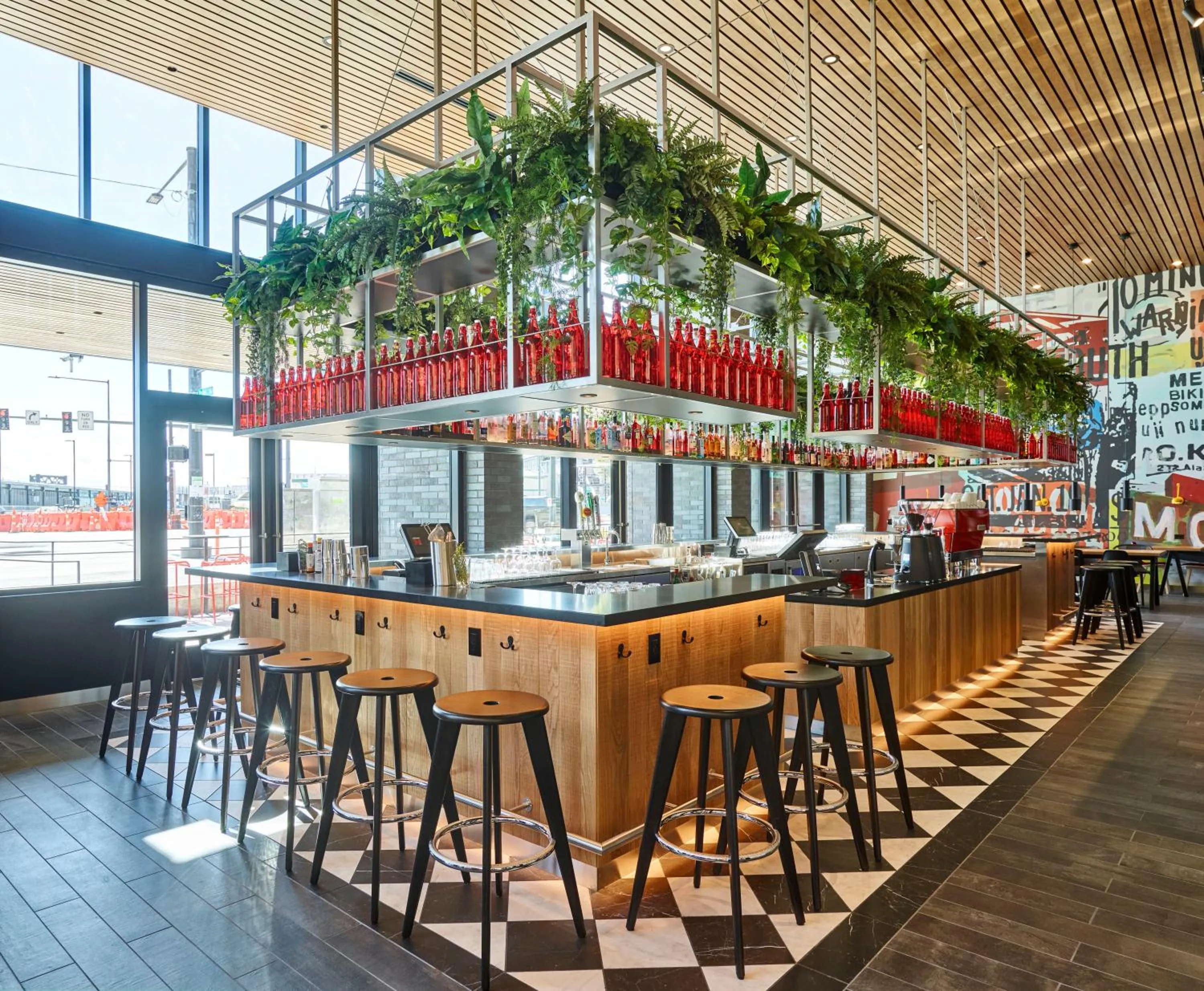 Lounge or bar in citizenM Seattle Pioneer Square