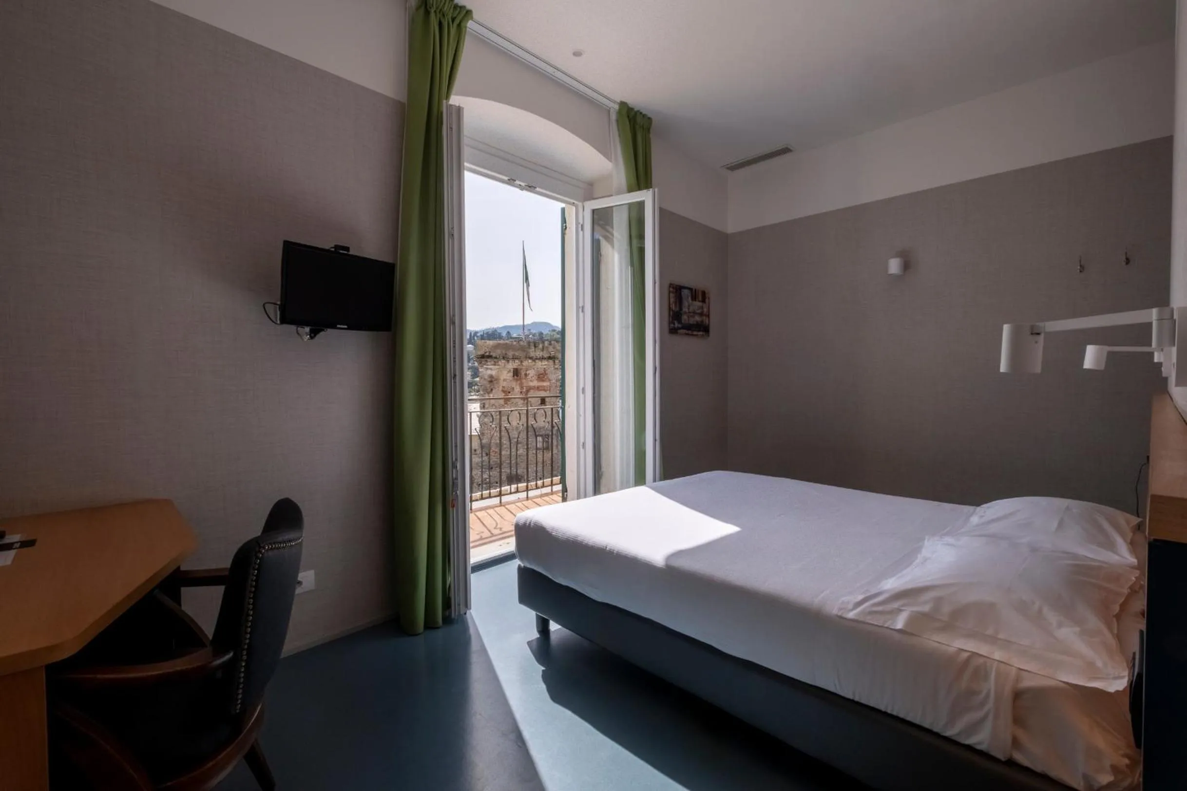 Bedroom, Bed in Hotel Italia e Lido Rapallo