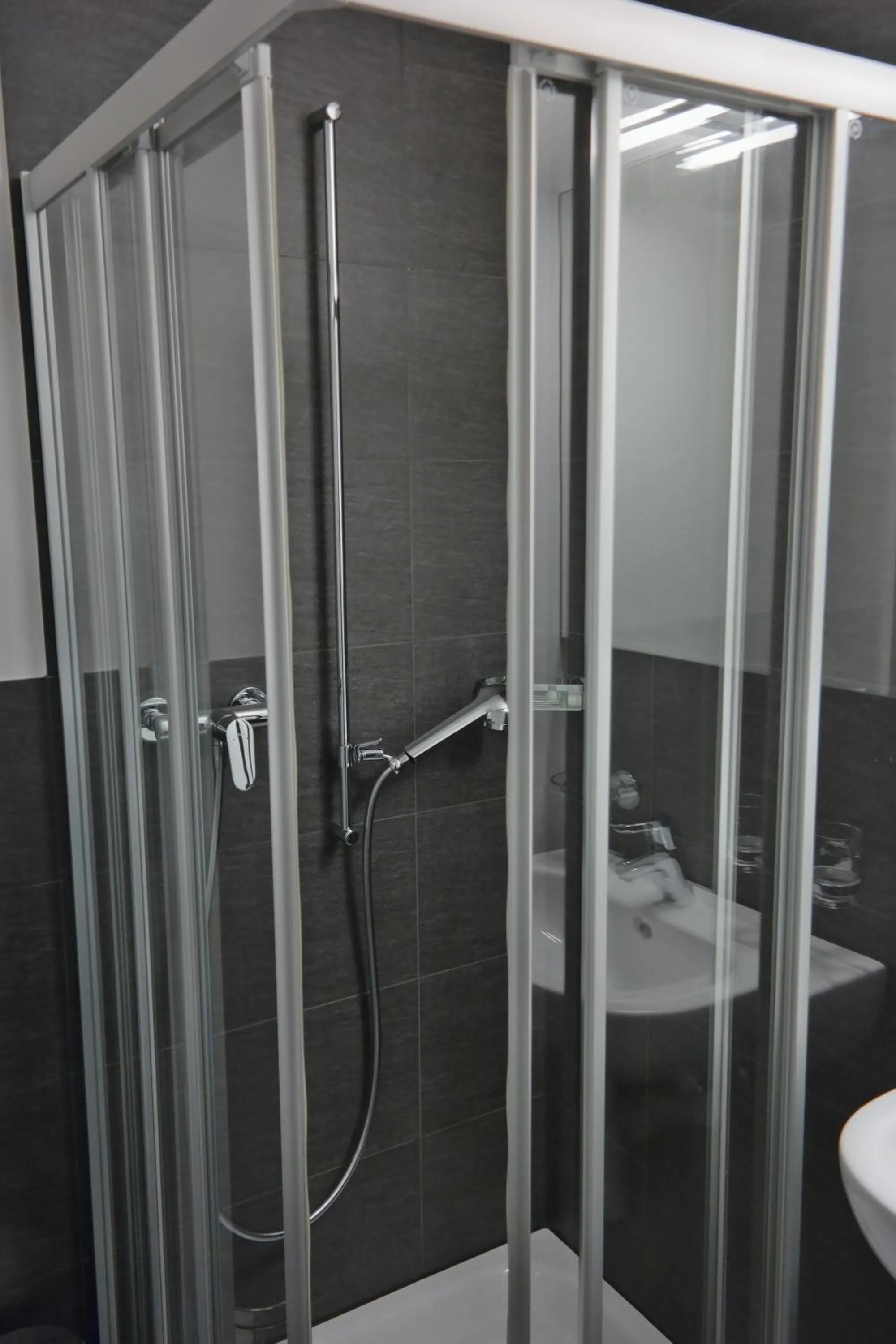 Bathroom in Gasthaus zum Ochsen