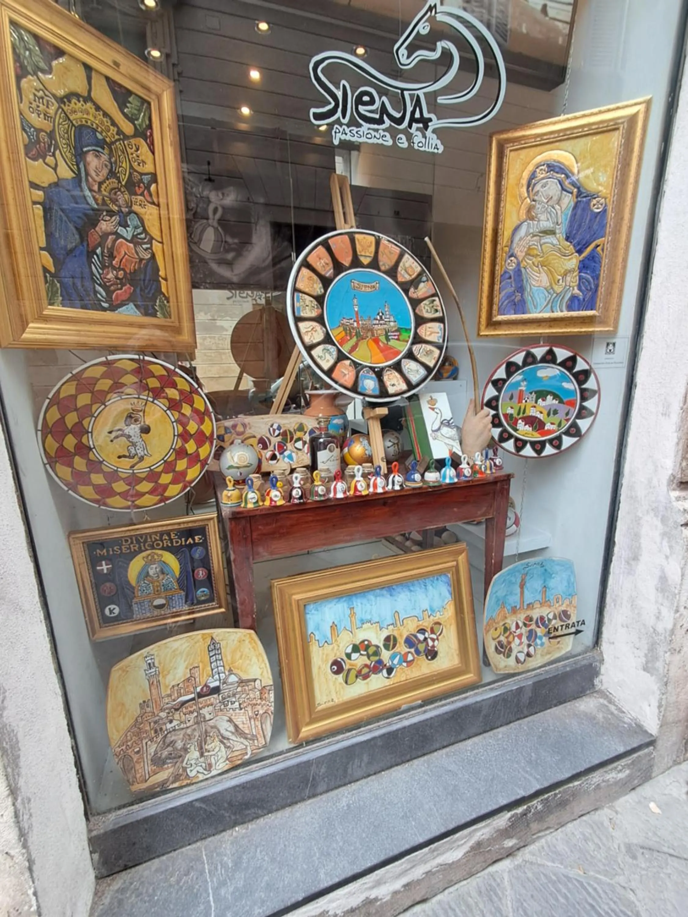 Nearby landmark in Hotel Minerva