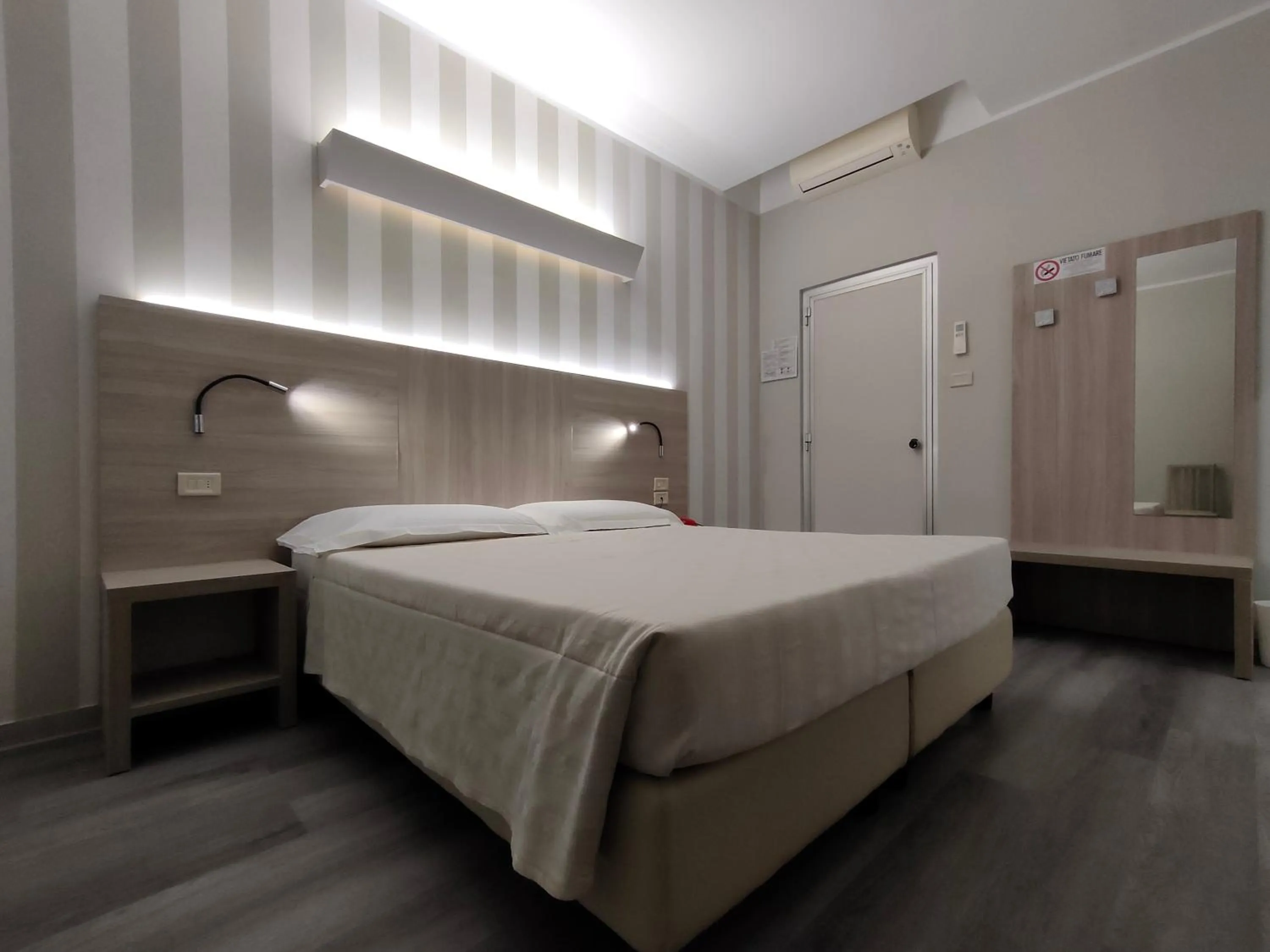 Bed in Hotel Vittoria