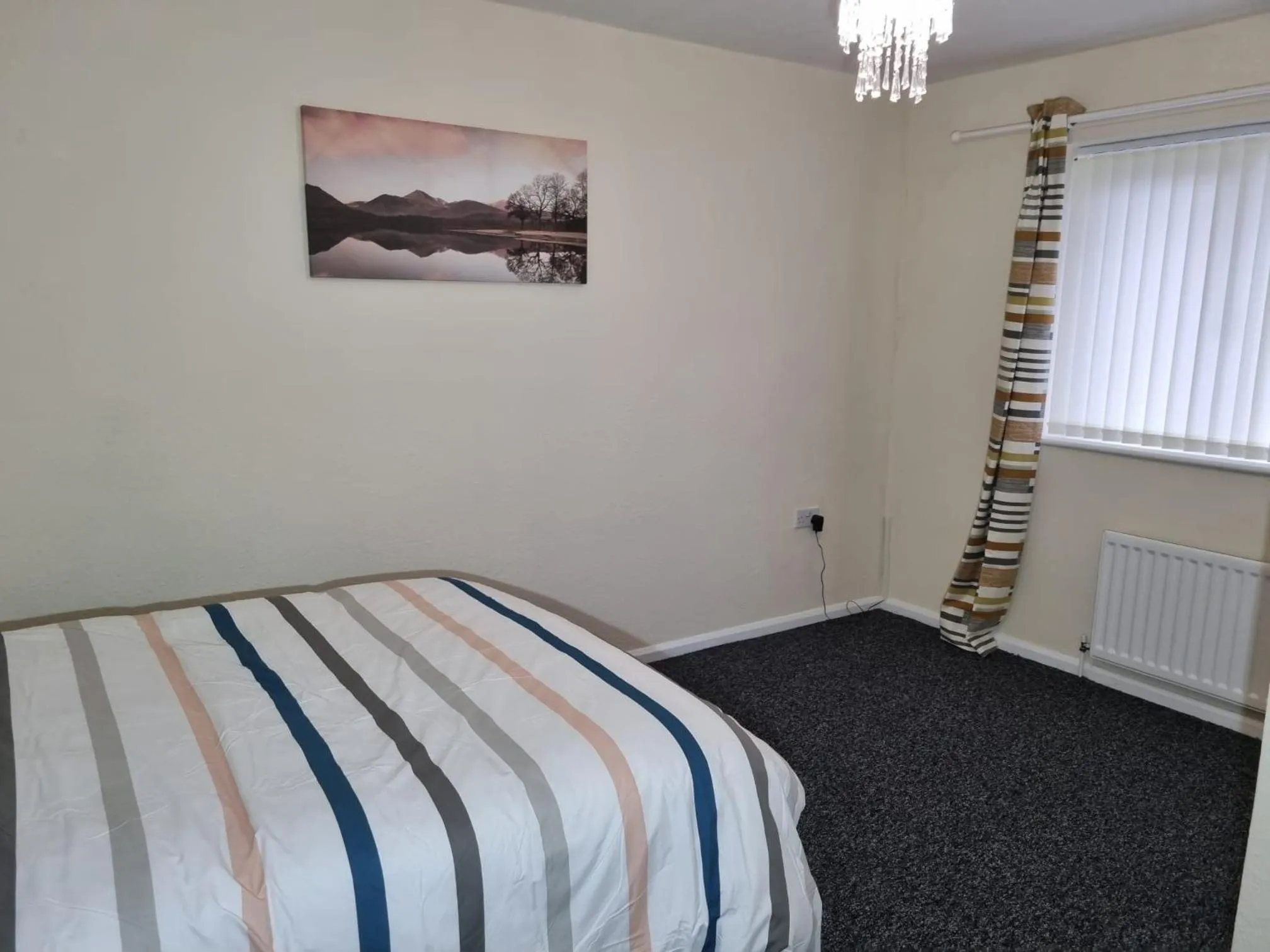 Bed in Nice Residential Within Easy Reach Of Town