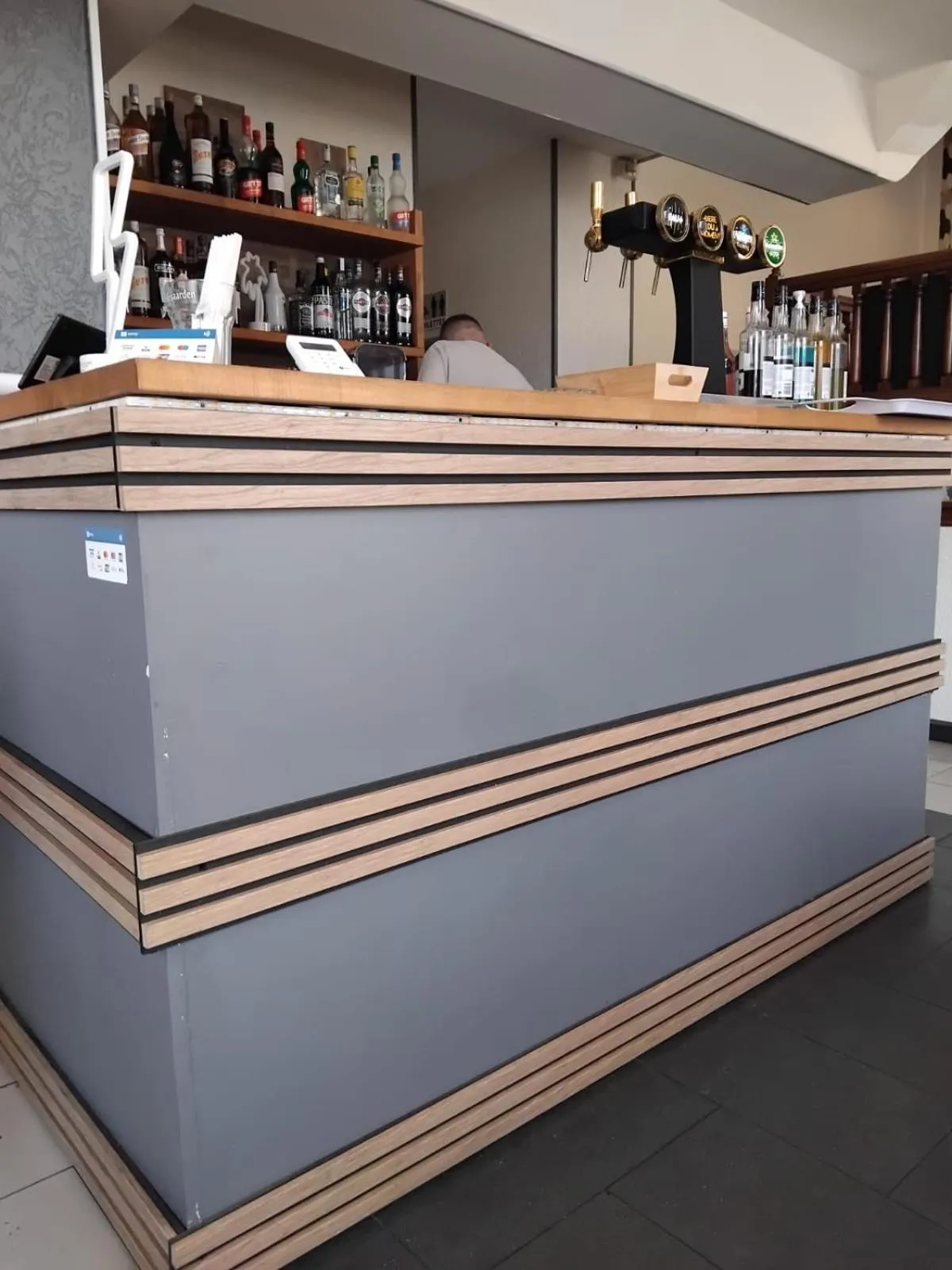 Food and drinks in Hôtel Victoire, Poitiers Gare