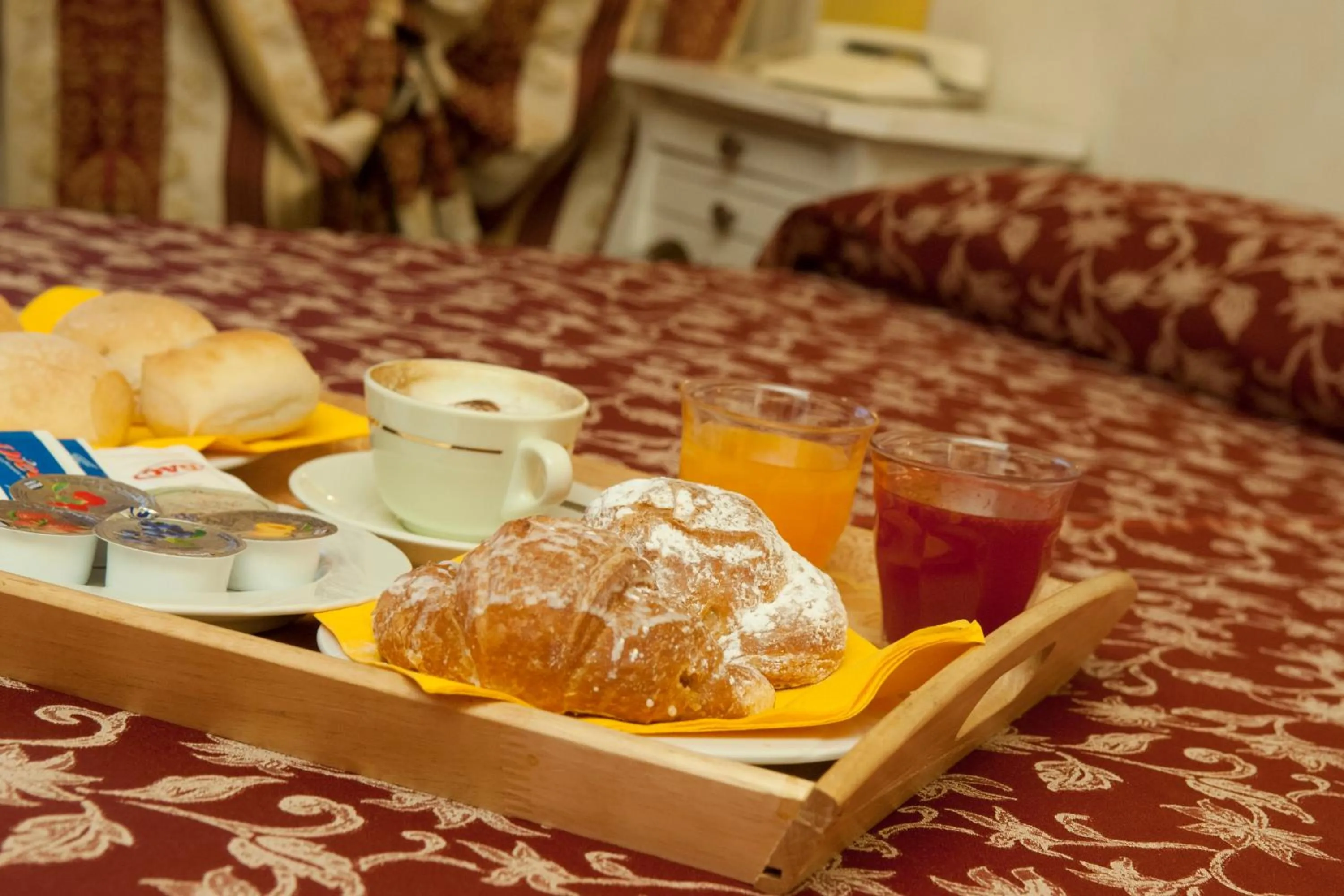 Other, Bed in Ai Ronchi Motor Hotel Brescia