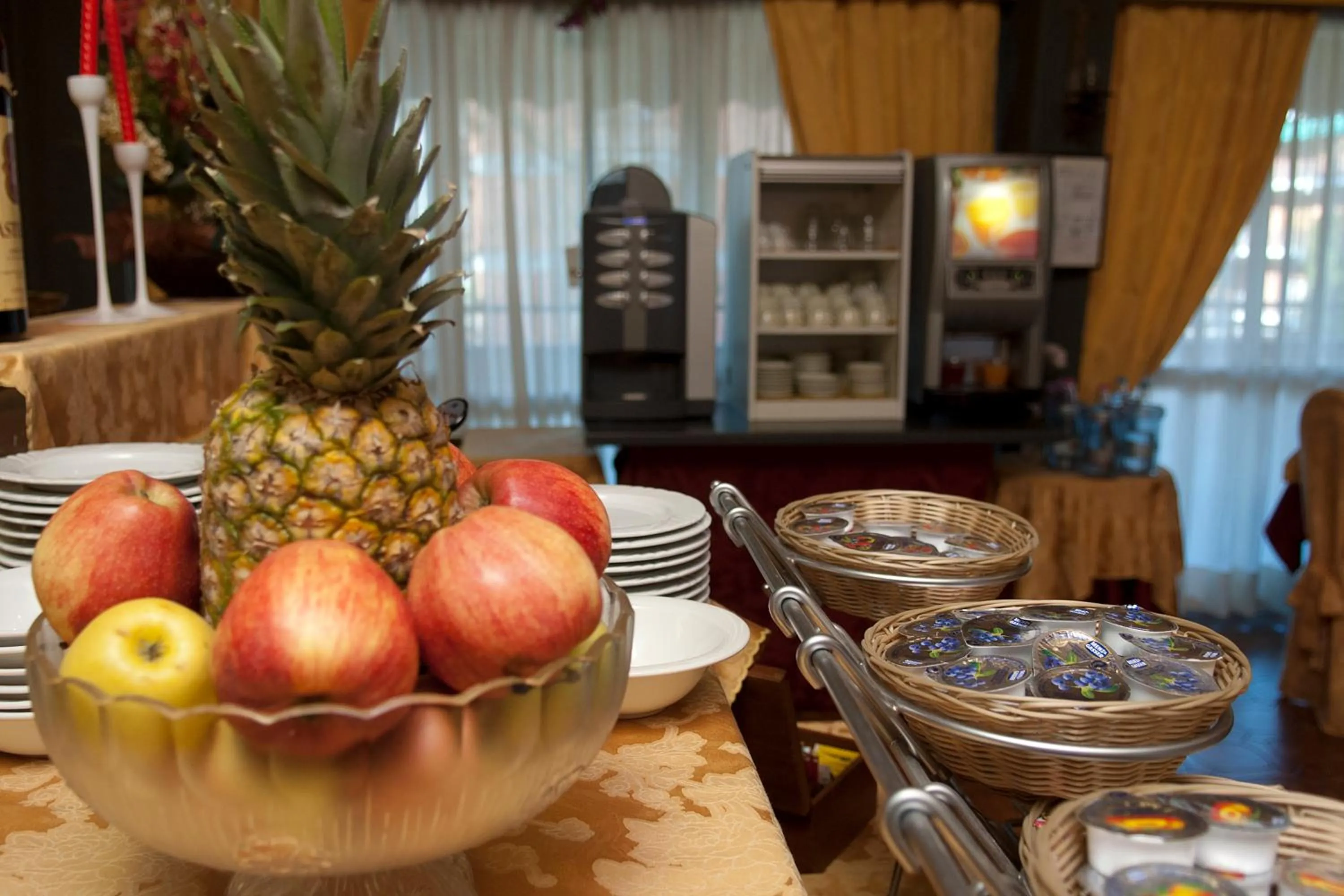 Food and drinks in Ai Ronchi Motor Hotel Brescia