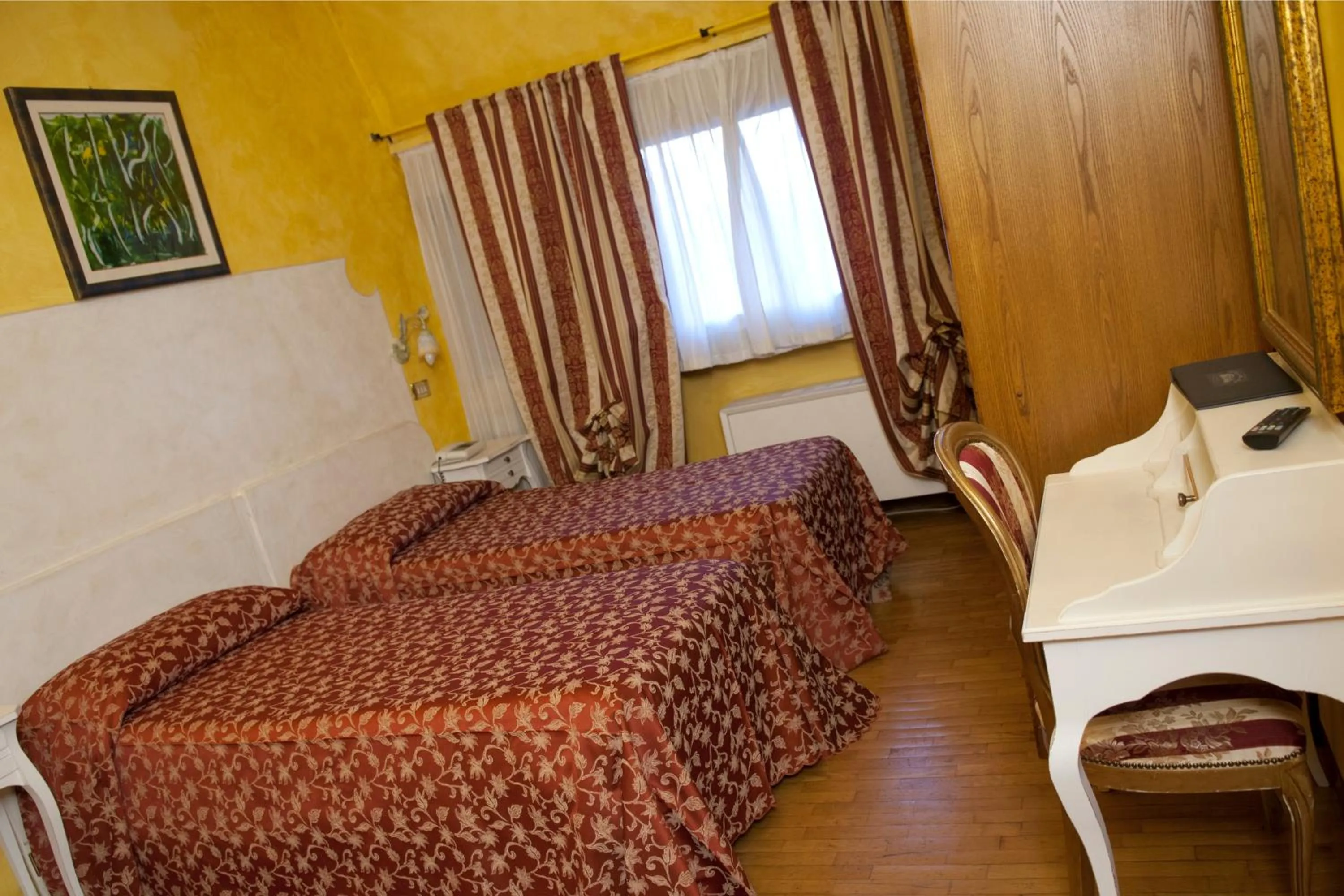 Bedroom, Bed in Ai Ronchi Motor Hotel Brescia