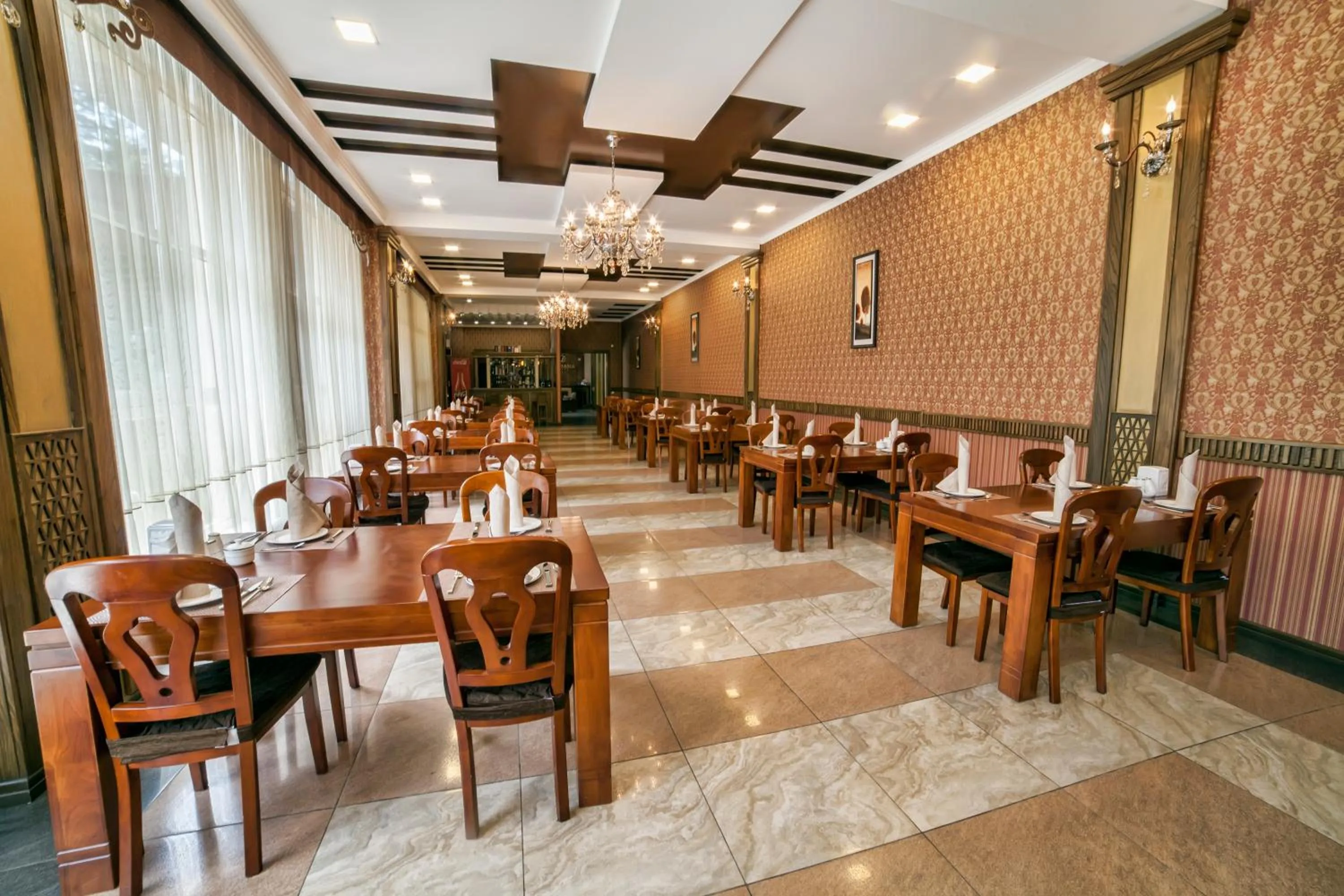 Restaurant/places to eat in Hotel Orto Asia