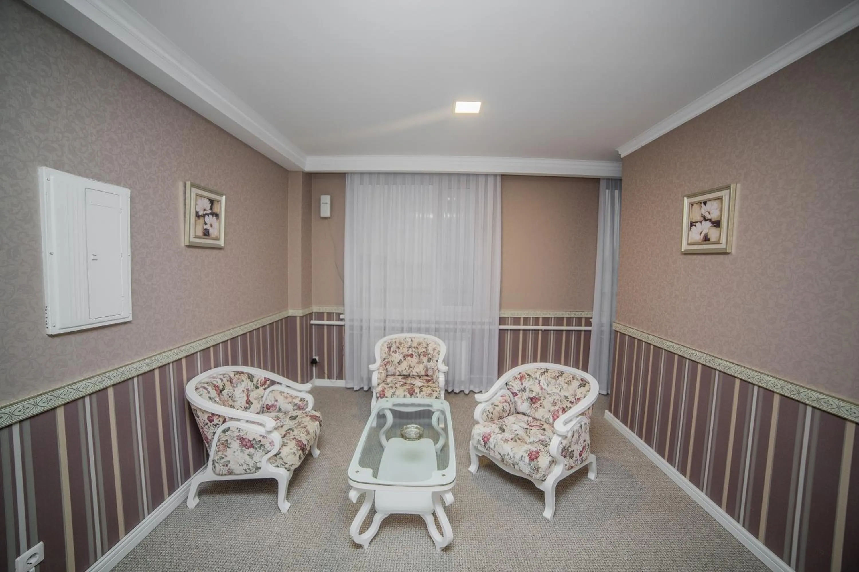 Seating area in Hotel Orto Asia