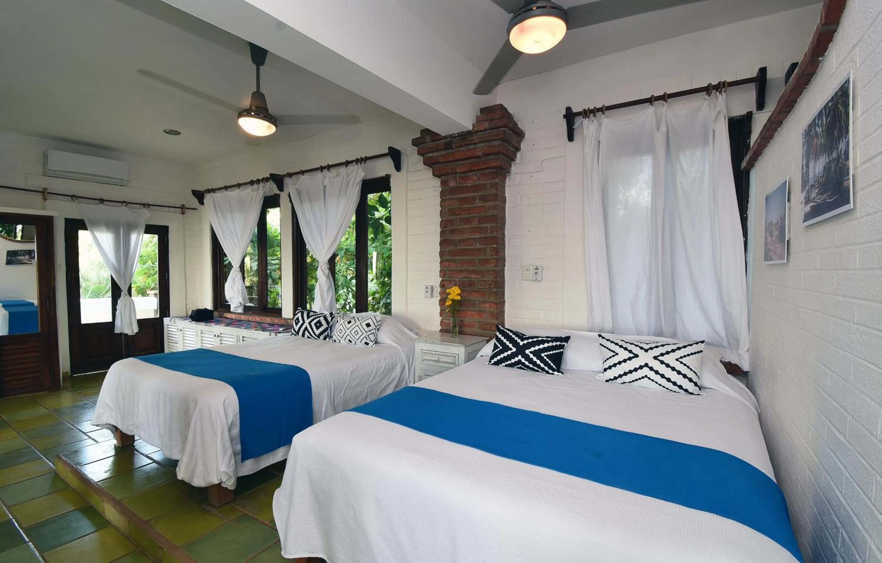 Bed in Sayulita Beach House Hotel