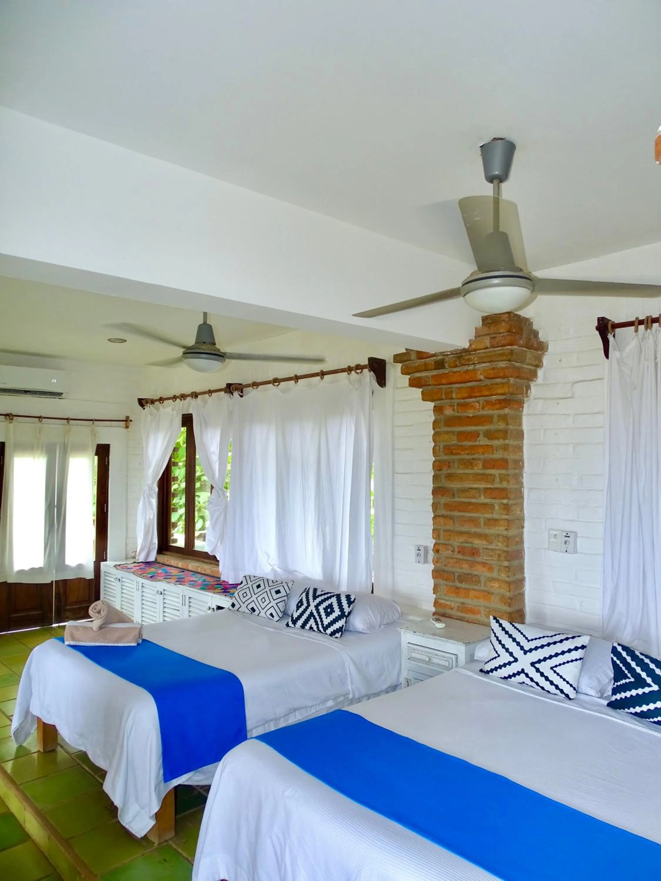 Bed in Sayulita Beach House Hotel