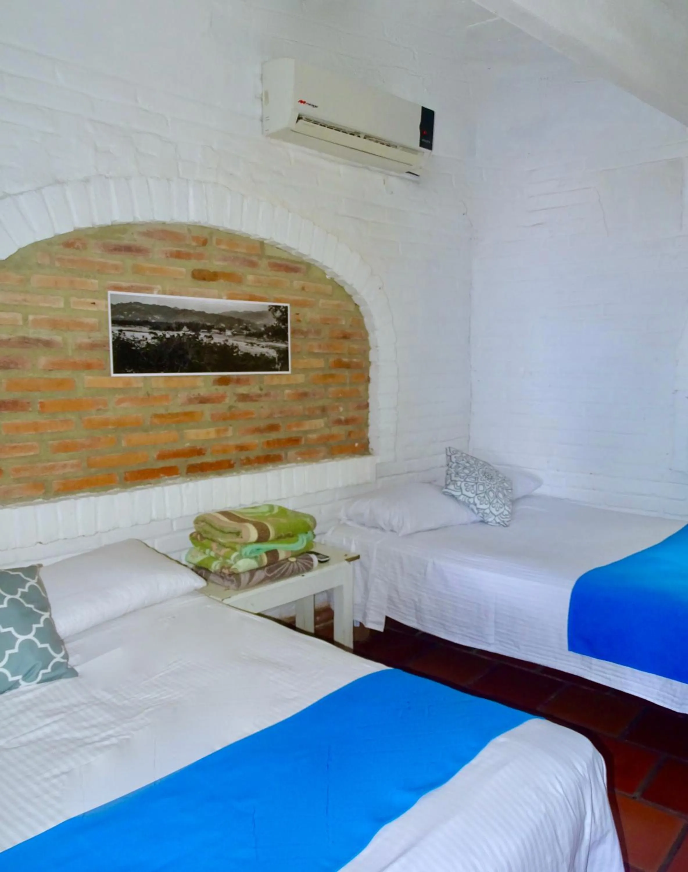 Bed in Sayulita Beach House Hotel