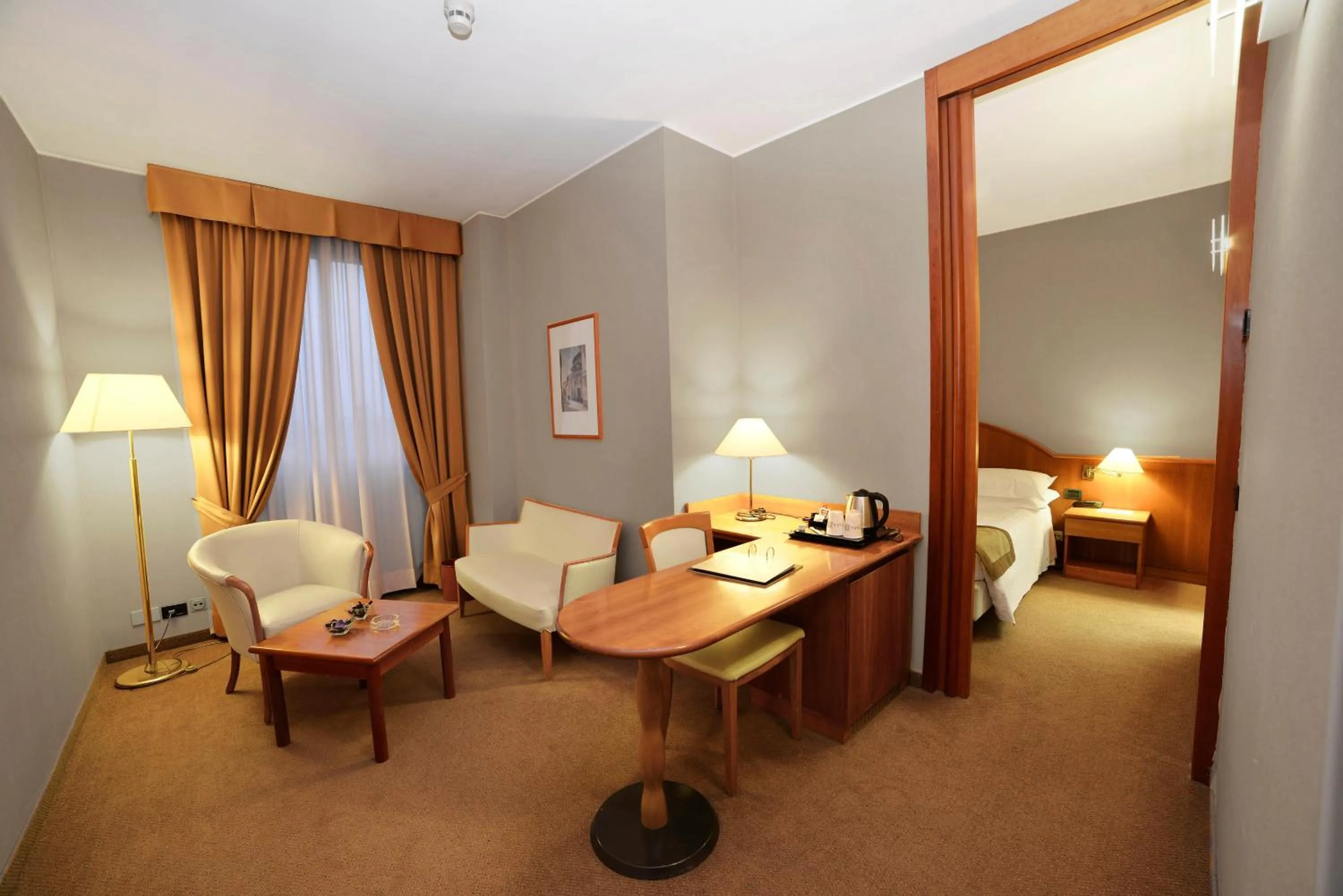 Coffee/tea facilities, Bed in Best Western Park Hotel