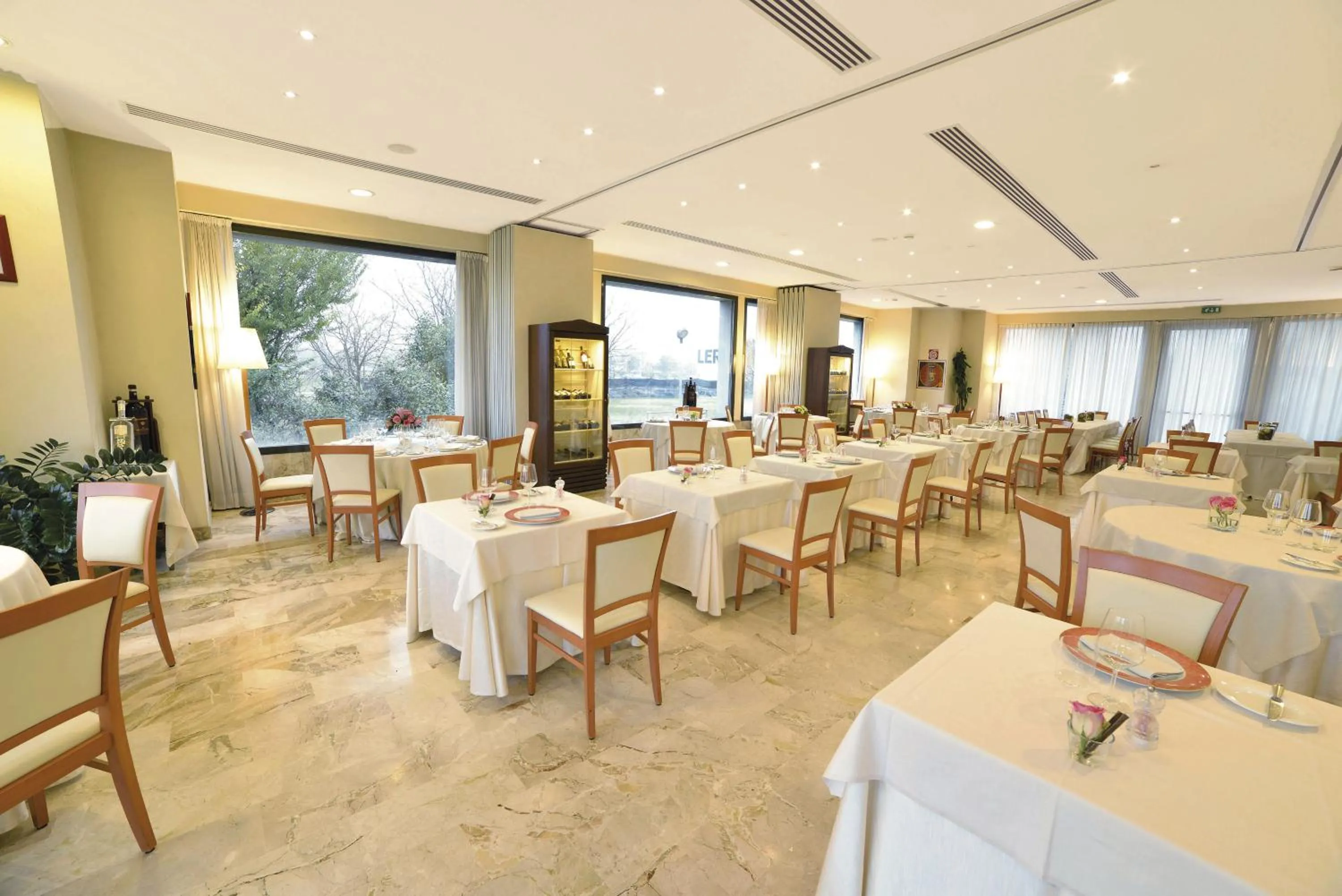 Restaurant/places to eat in Best Western Park Hotel