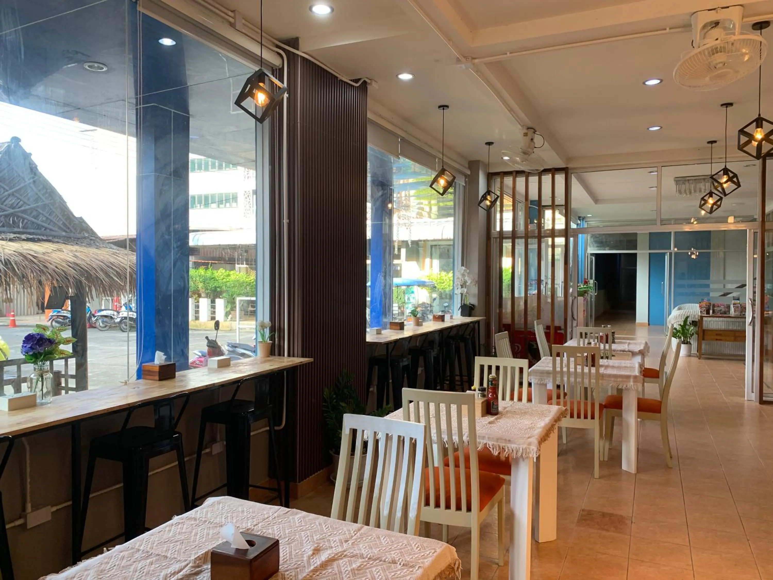 Restaurant/places to eat in Lalisa Hotel Aonang