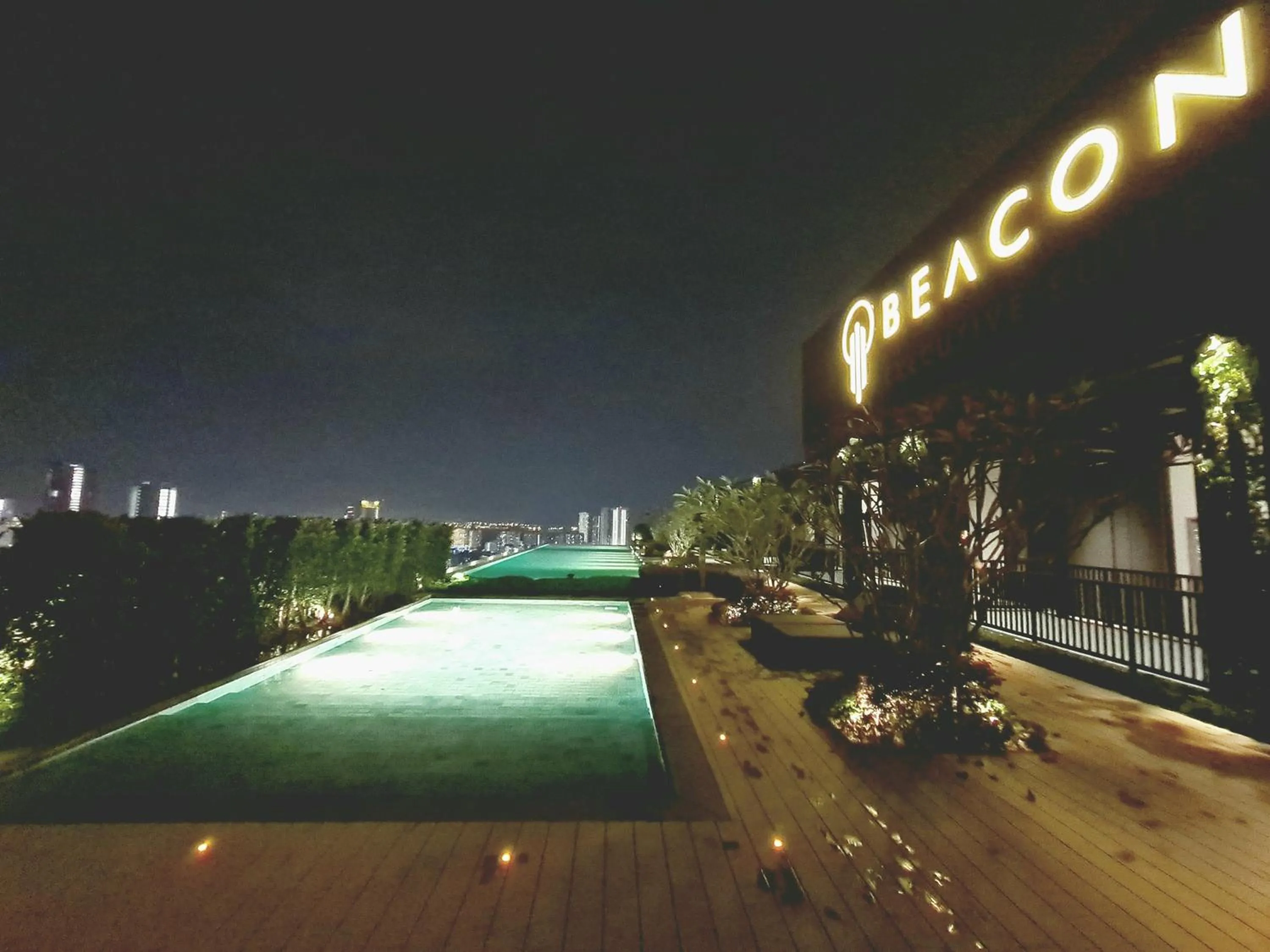 Property logo or sign in Beacon Executive Suites