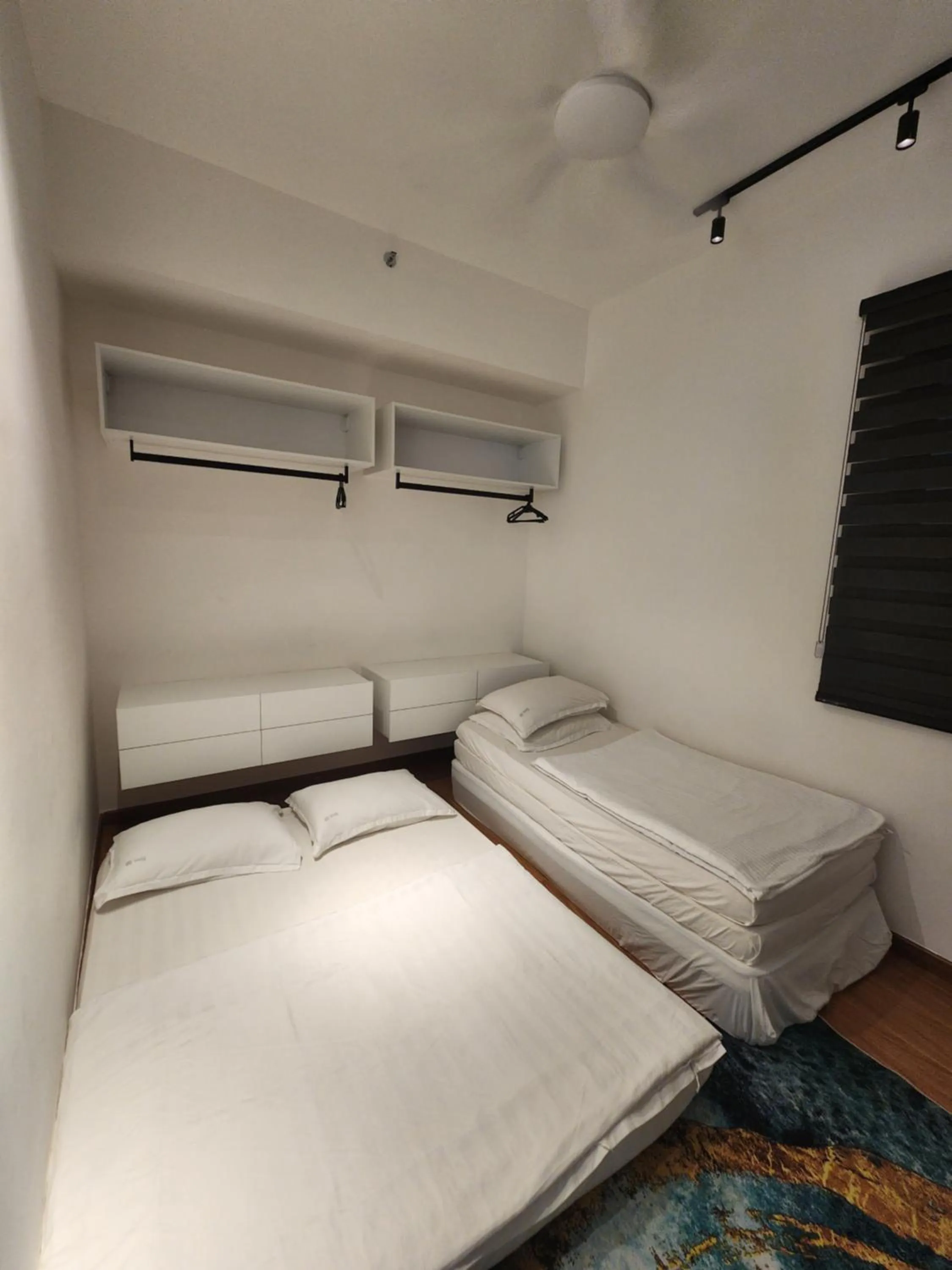 Bed in Beacon Executive Suites