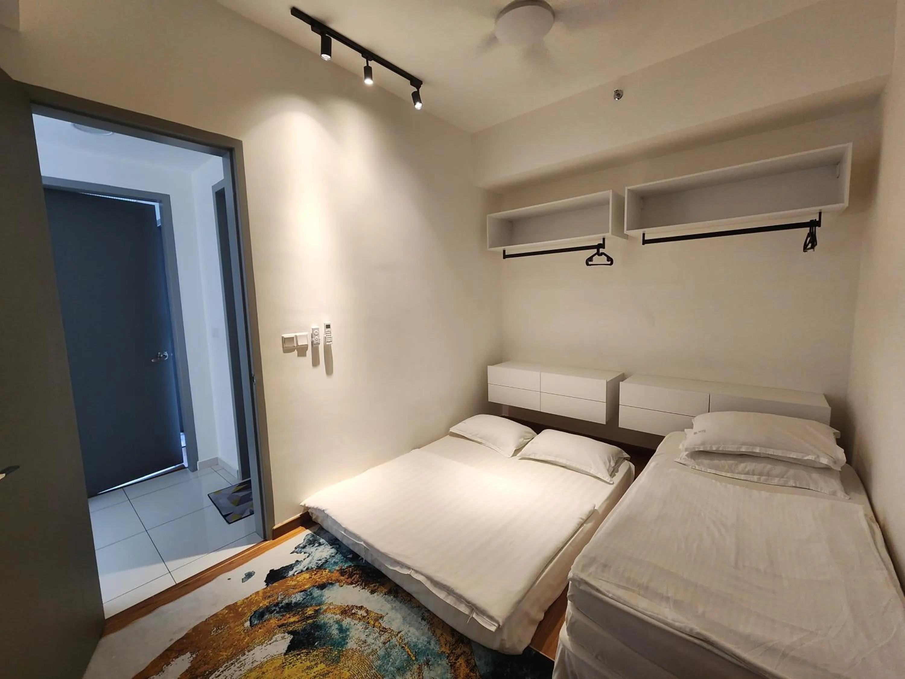 Bed in Beacon Executive Suites