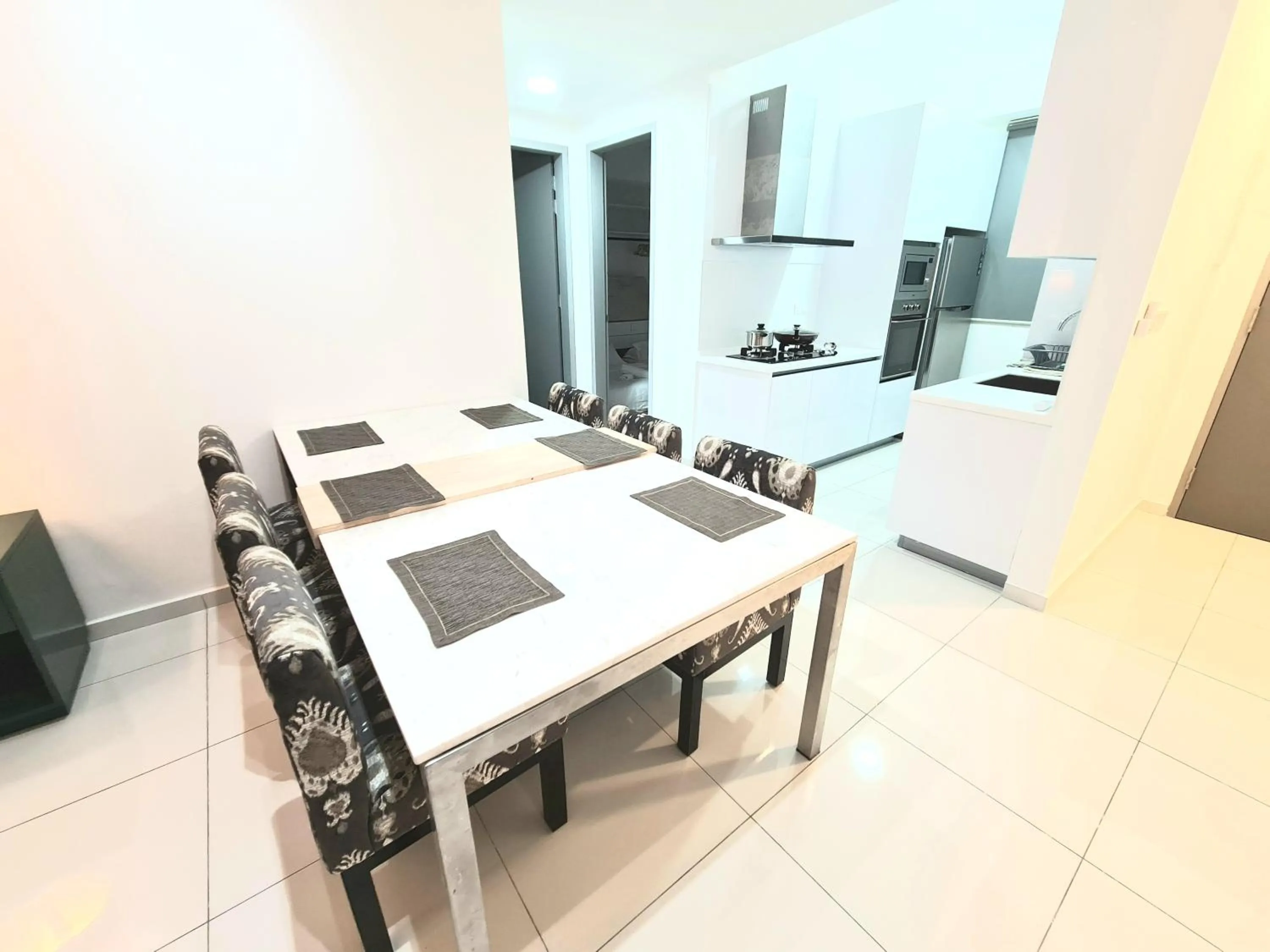 Dining area in Beacon Executive Suites