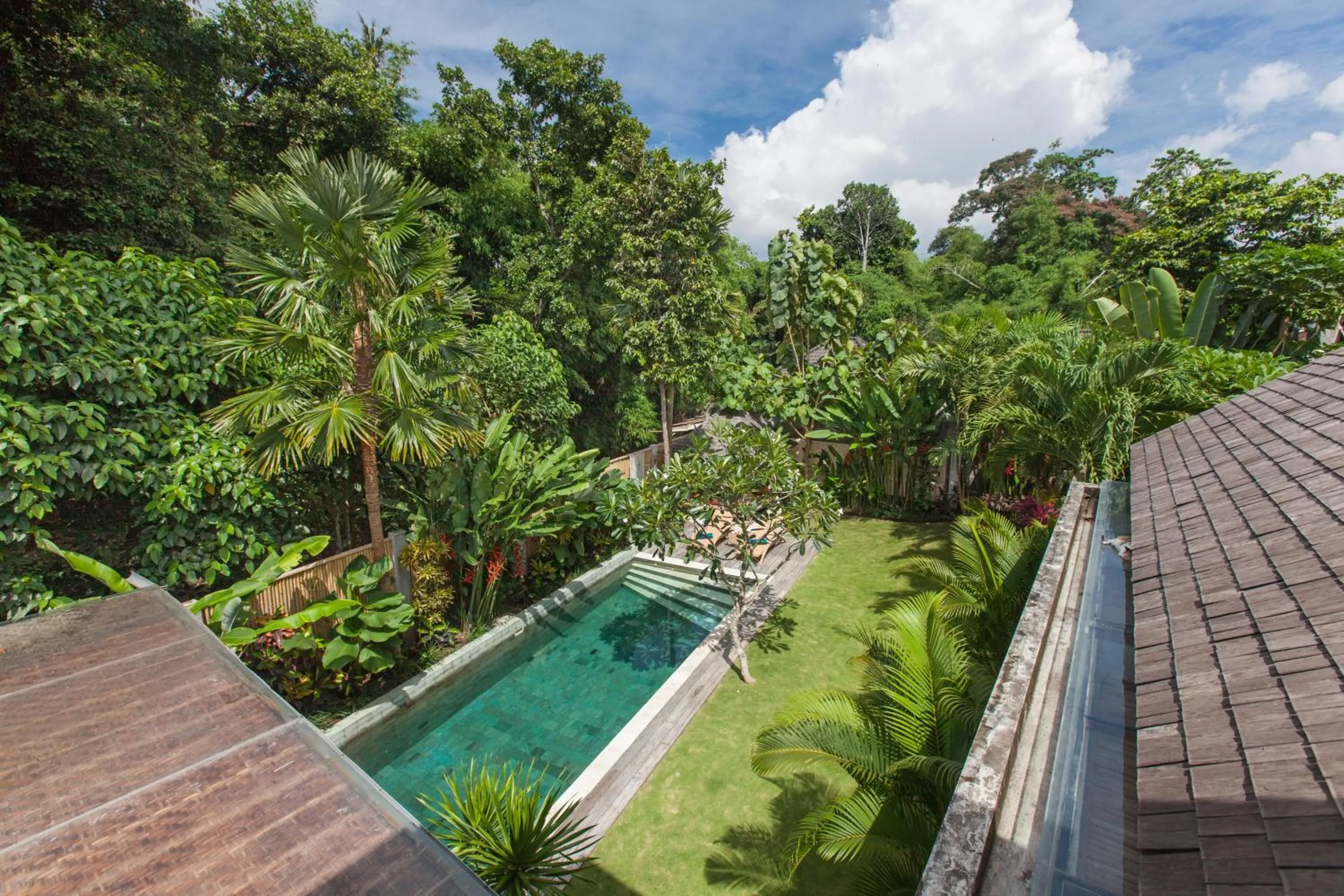Swimming pool in Villa Liang by Nagisa Bali