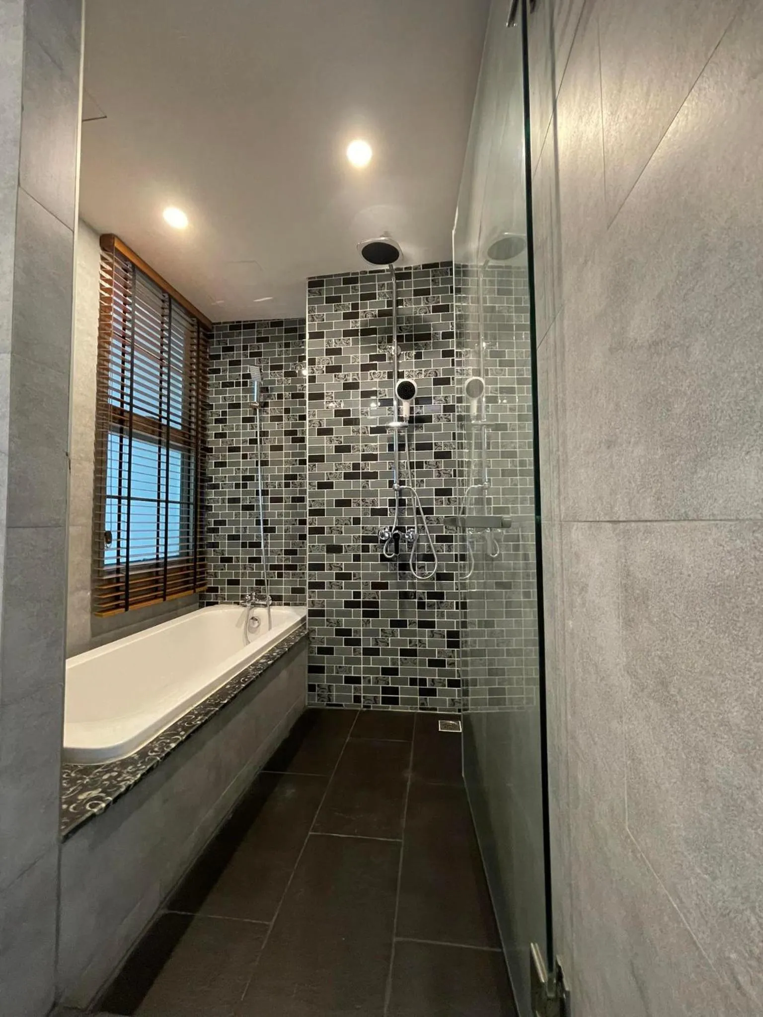 ViVi Avenue Thonglor