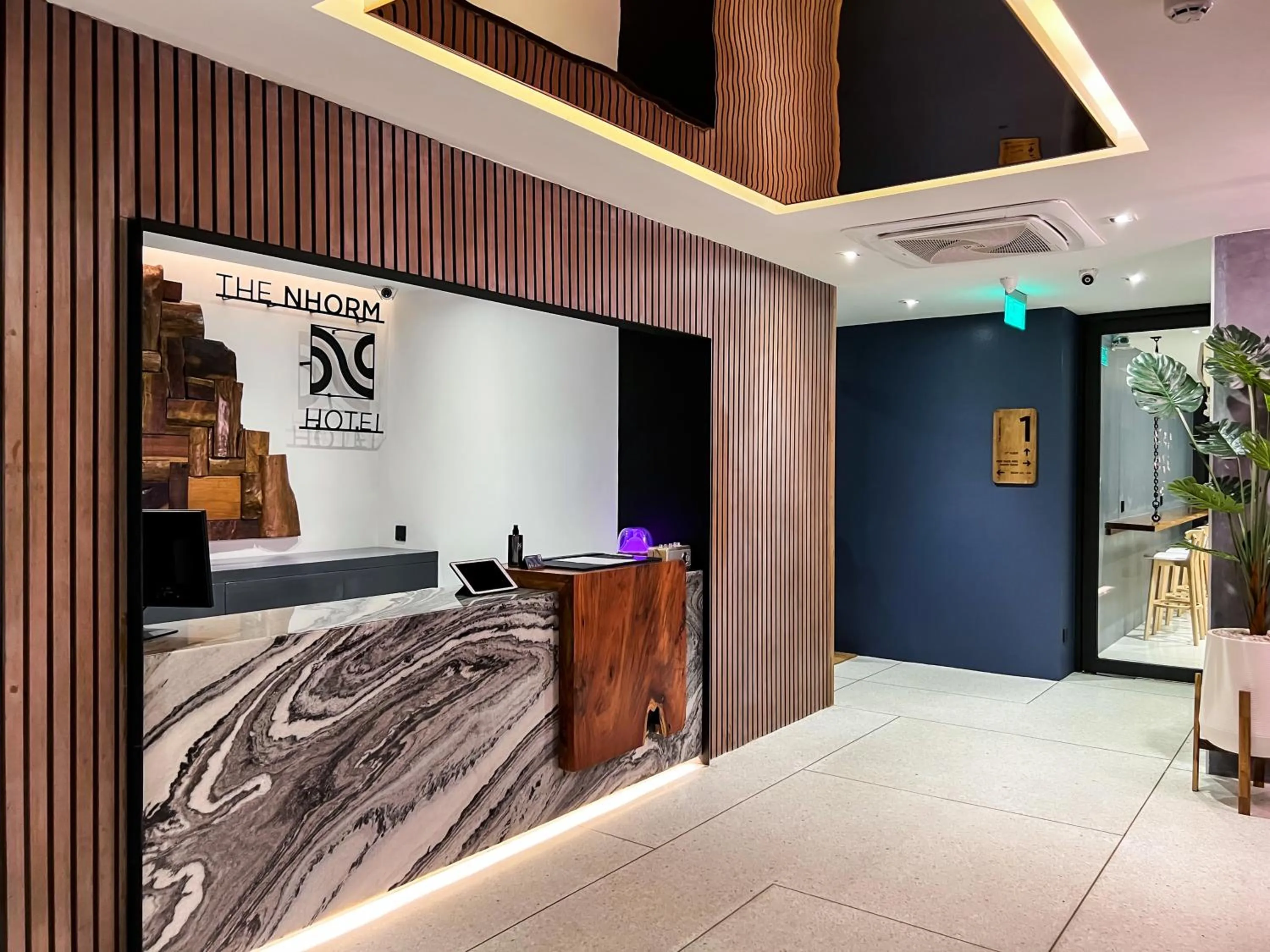 Property building, Bed in The Nhorm Hotel Ratchada