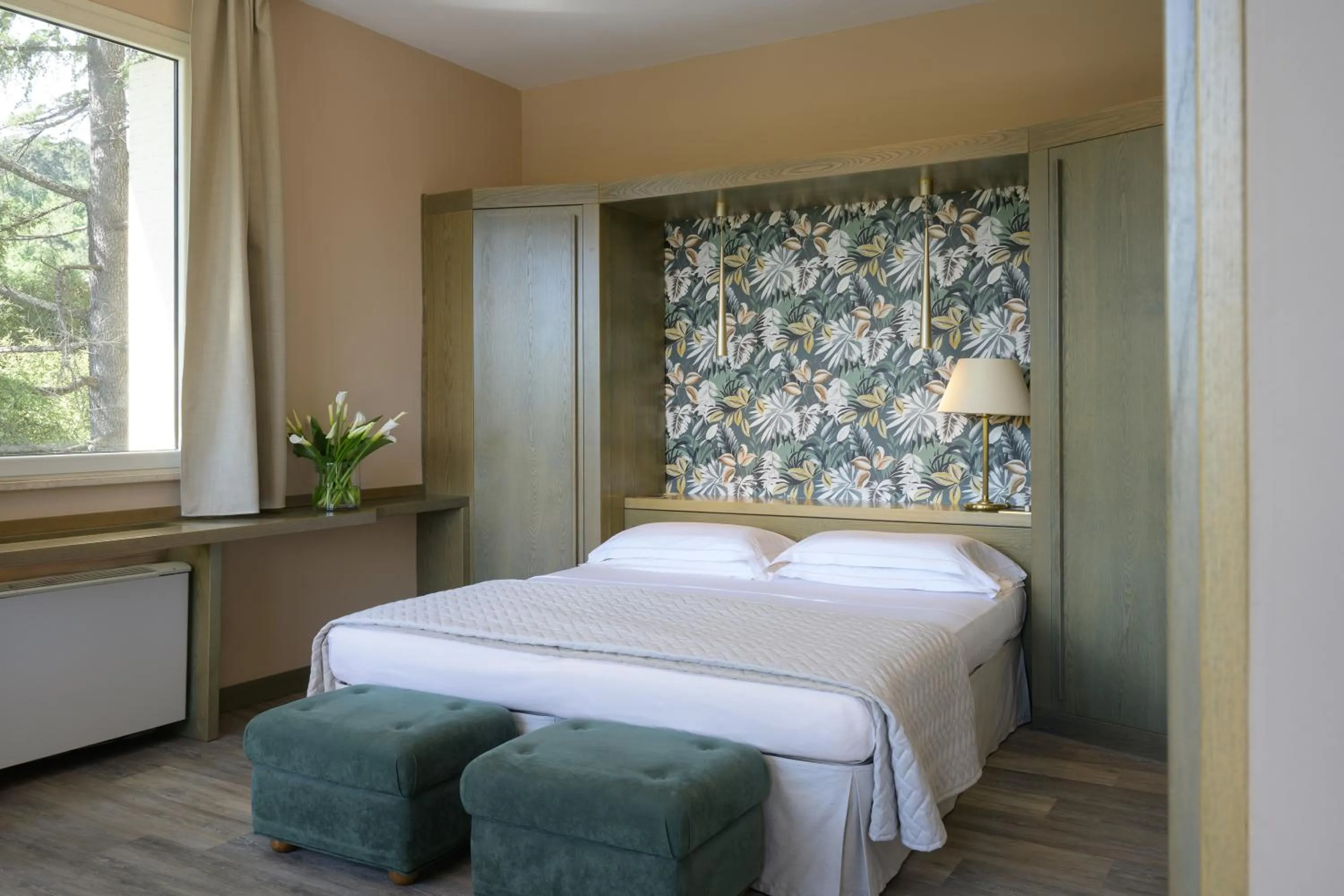 Bedroom, Bed in Grand Hotel Panoramic