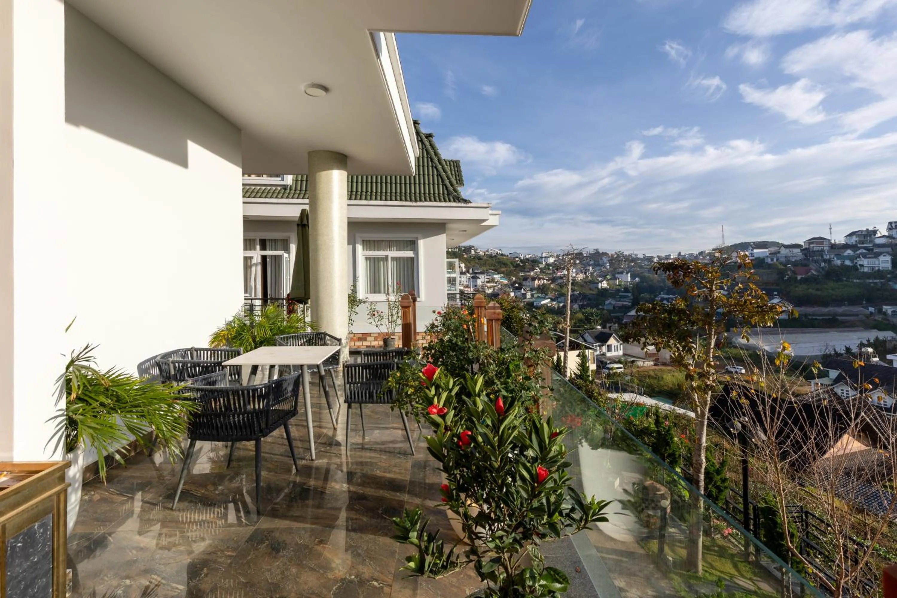 Balcony/Terrace in Relax Hotel by Ixorat