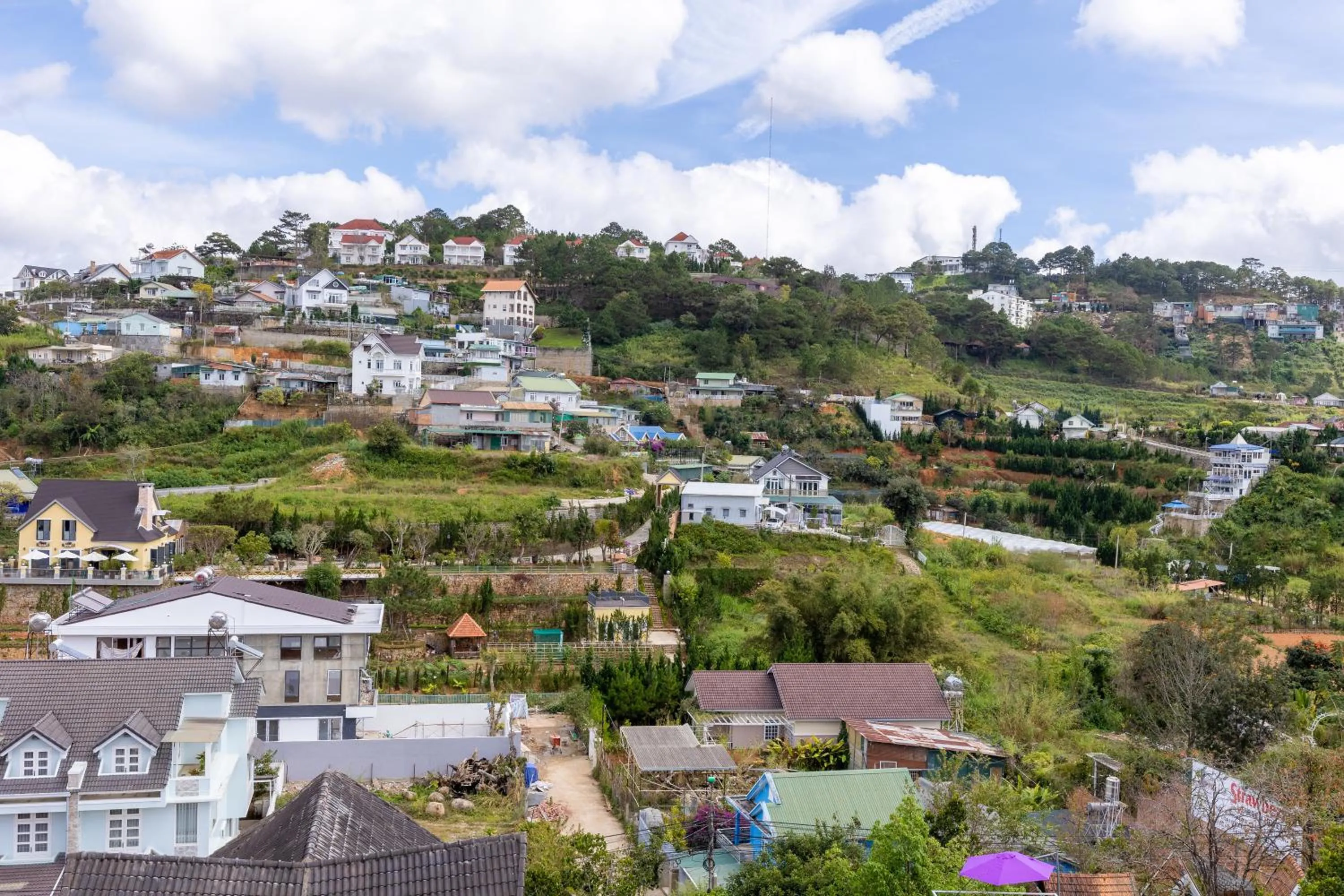 Neighbourhood in Relax Hotel by Ixorat