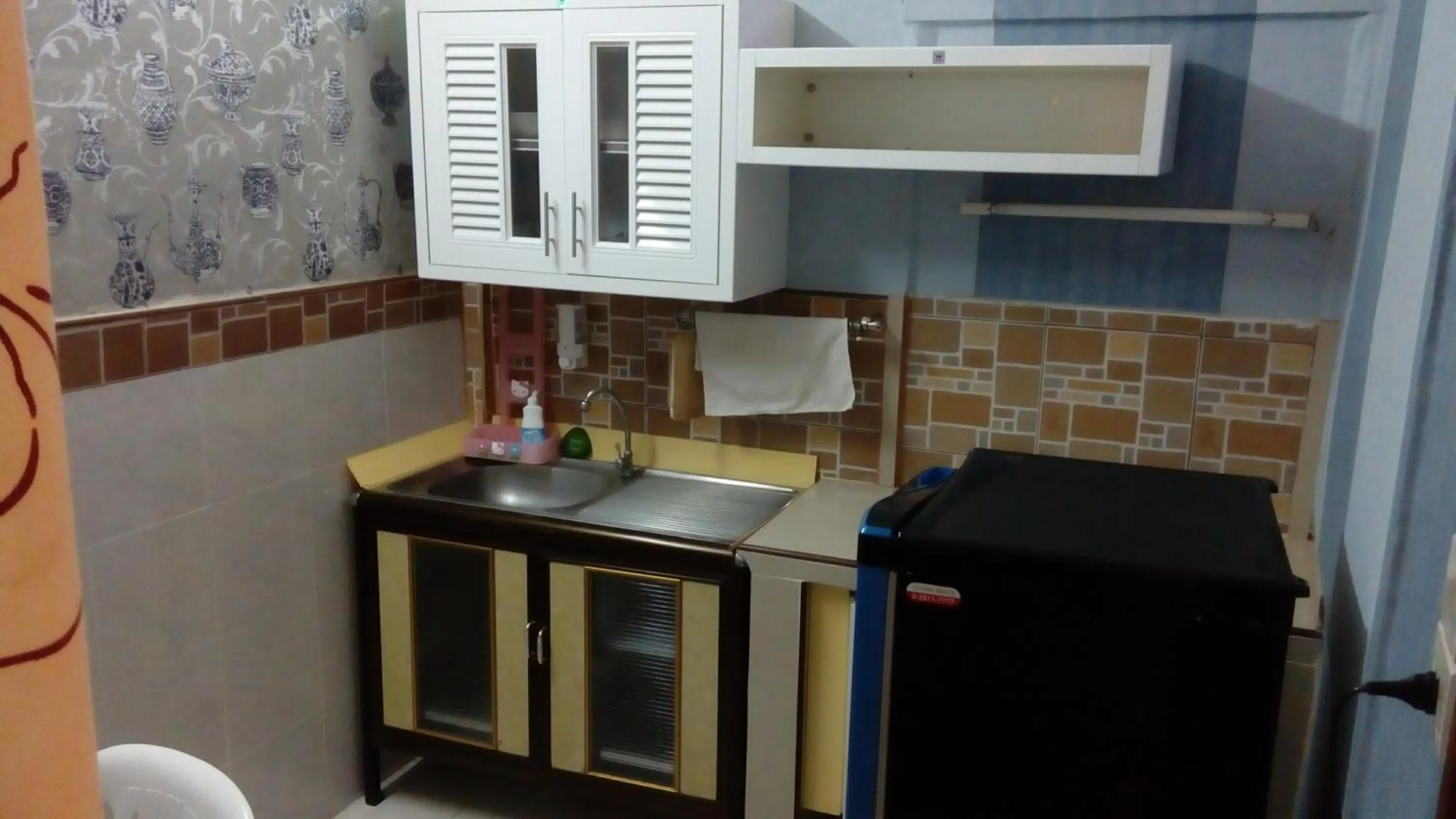 Kitchen or kitchenette in Decordo Hostel