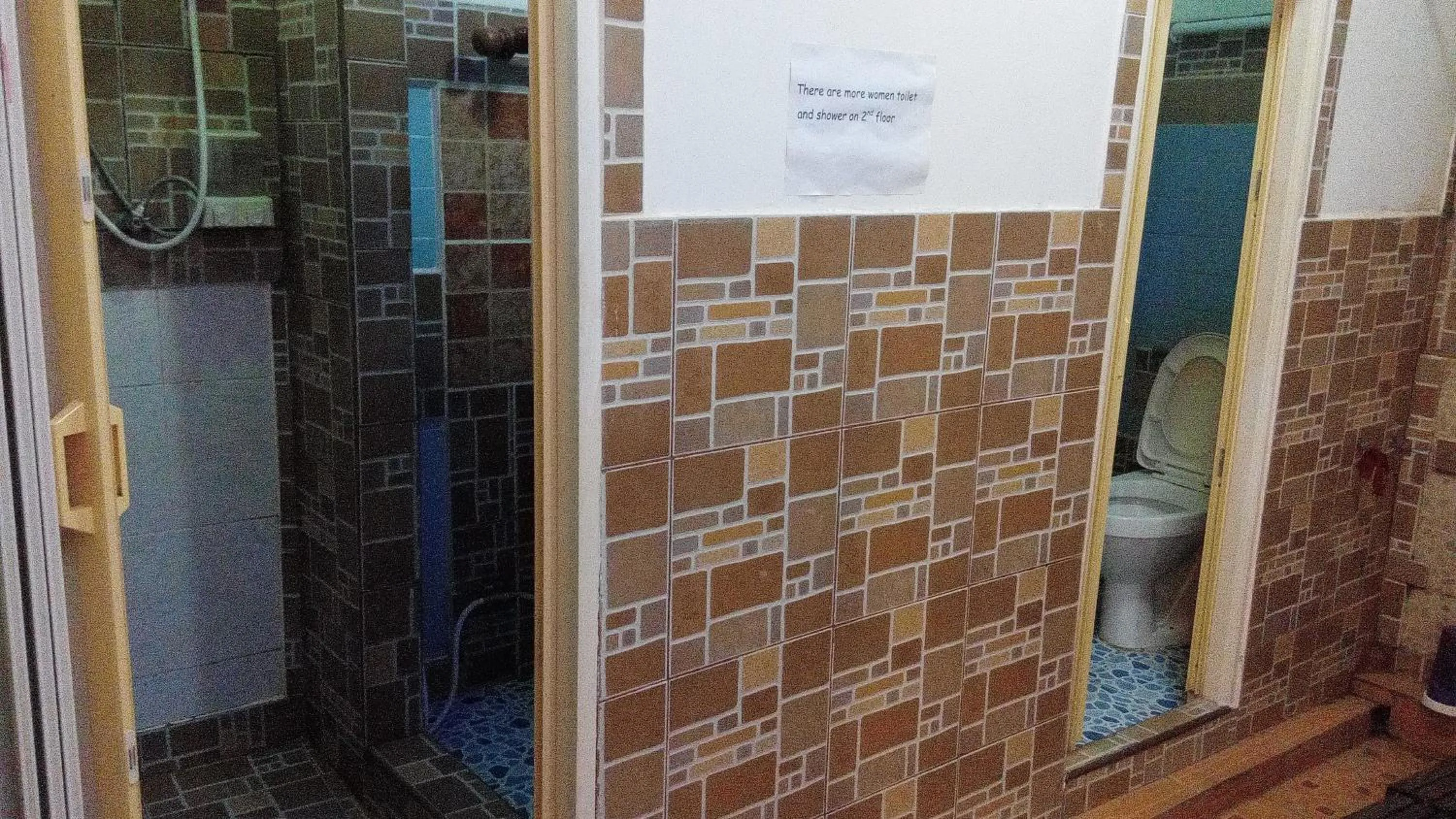 Bathroom in Decordo Hostel