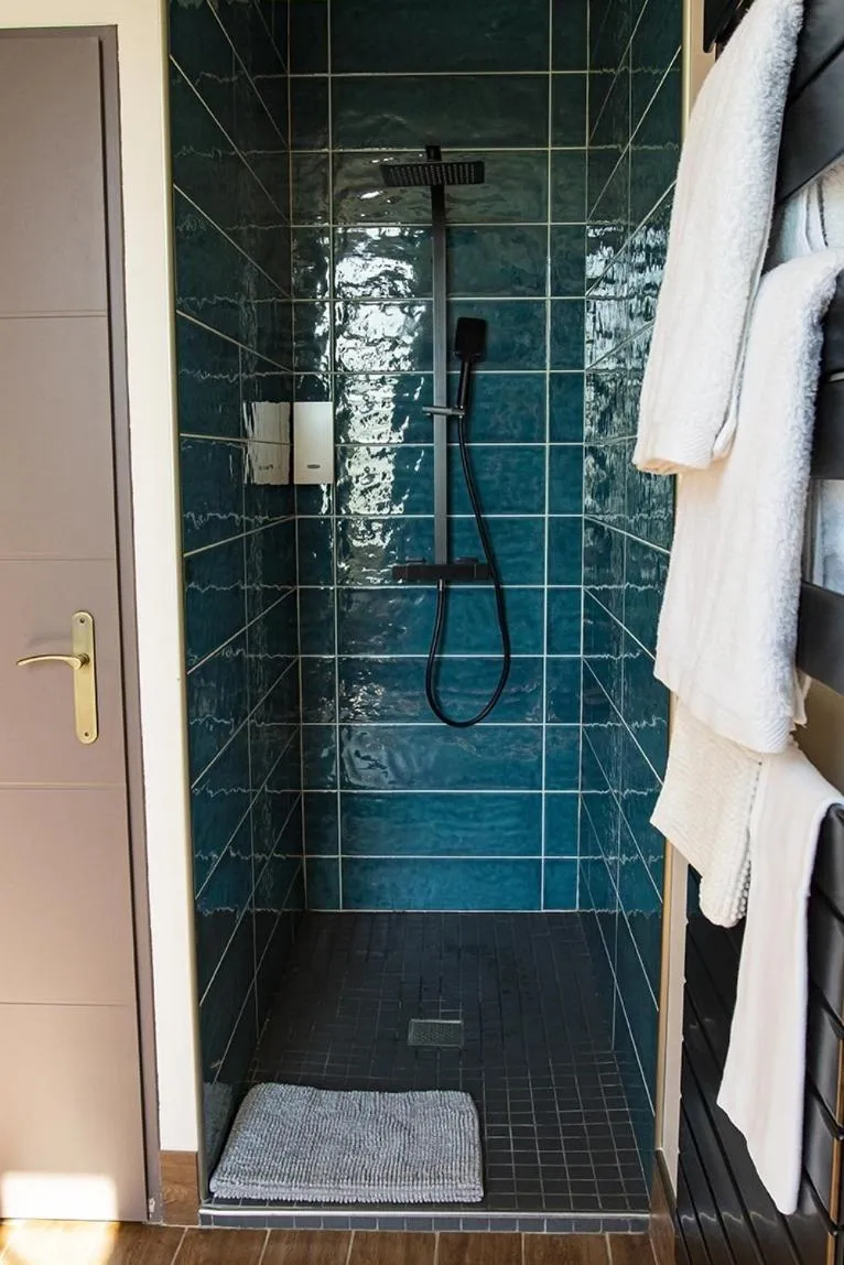 Bathroom in Le Terminus