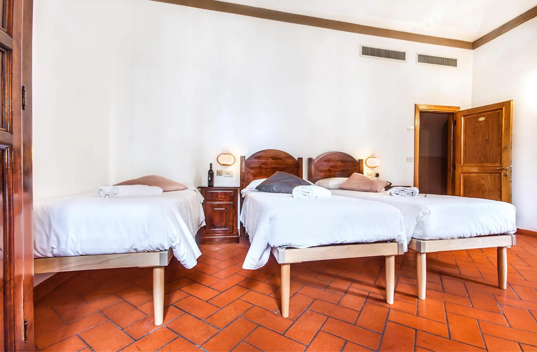 Photo of the whole room, Bed in Hotel Costantini