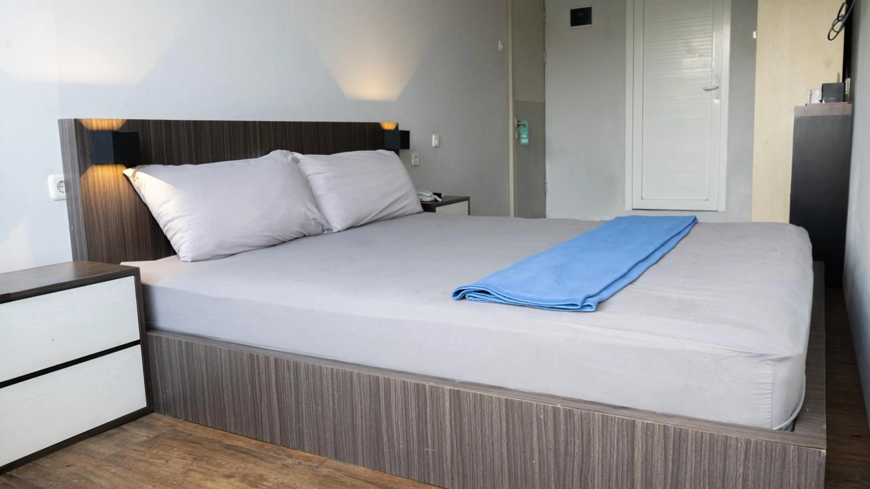 Bedroom, Bed in My Dormy Hostel UMM