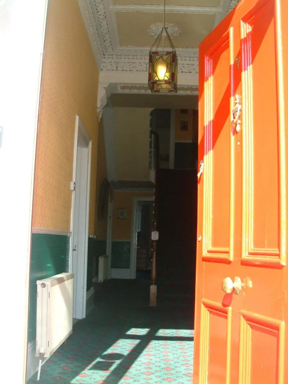 Facade/entrance in Claremont House