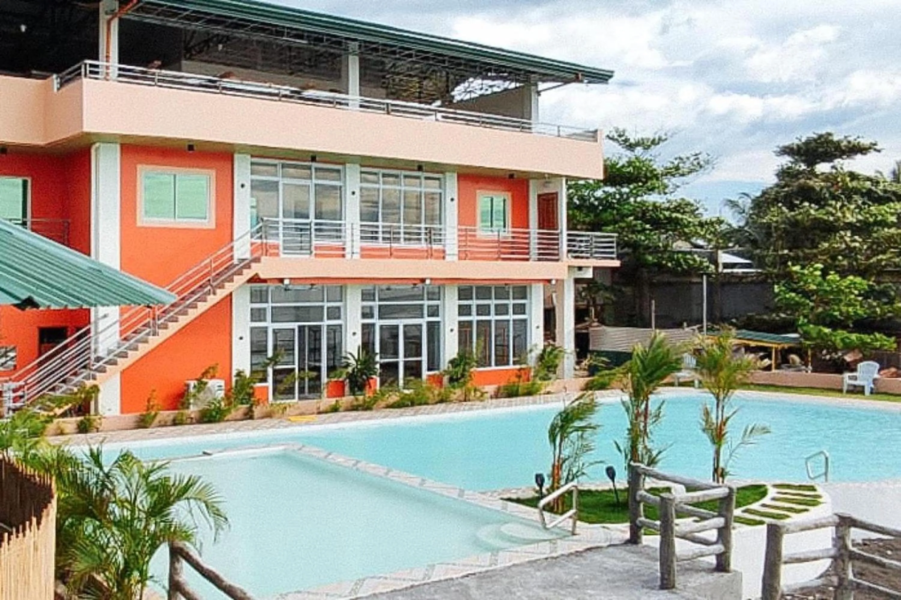 Property building in Galucksea Beach Resort