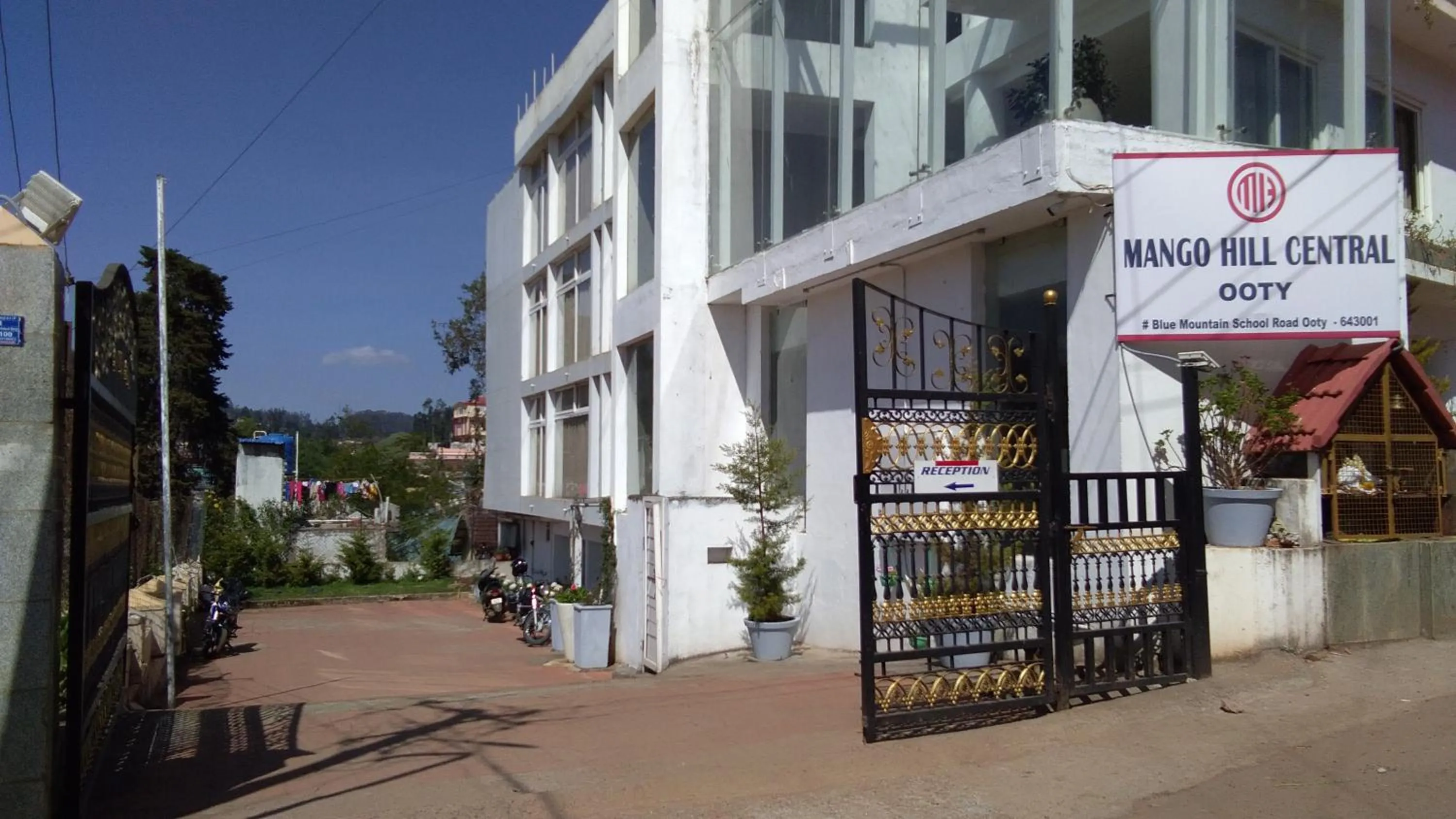Property building in Mango Hill Central Ooty