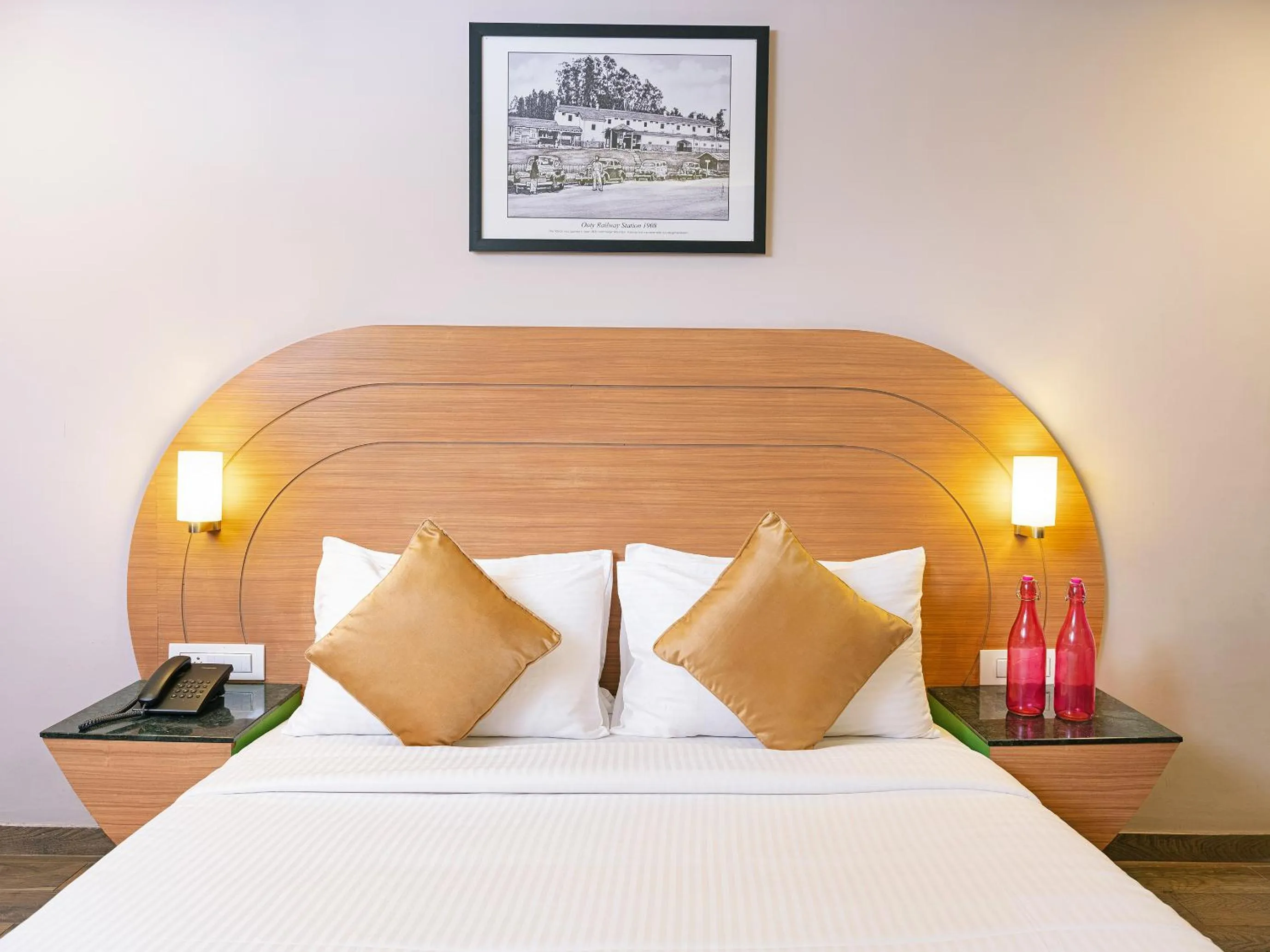 Bed in Mango Hill Central Ooty