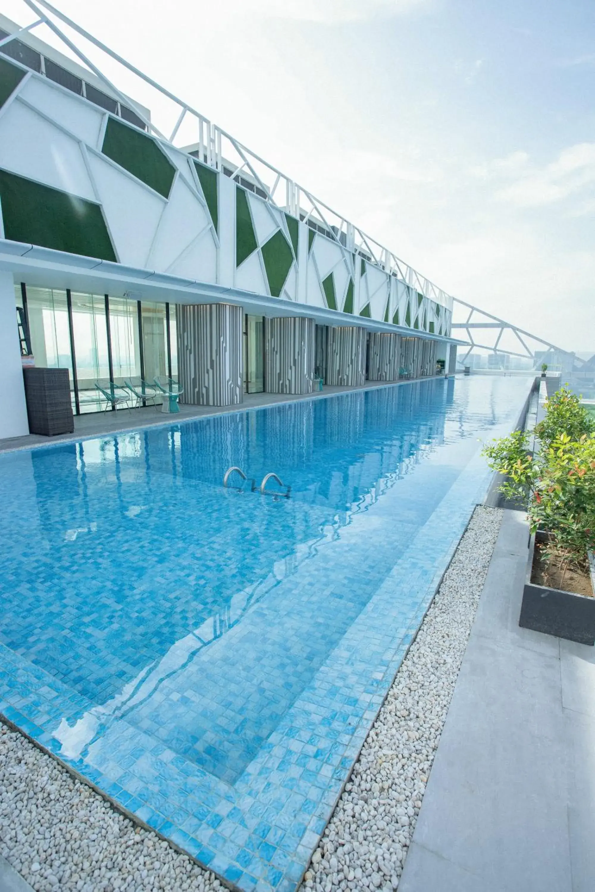 Lime Resort Manila Lime Resort Manila