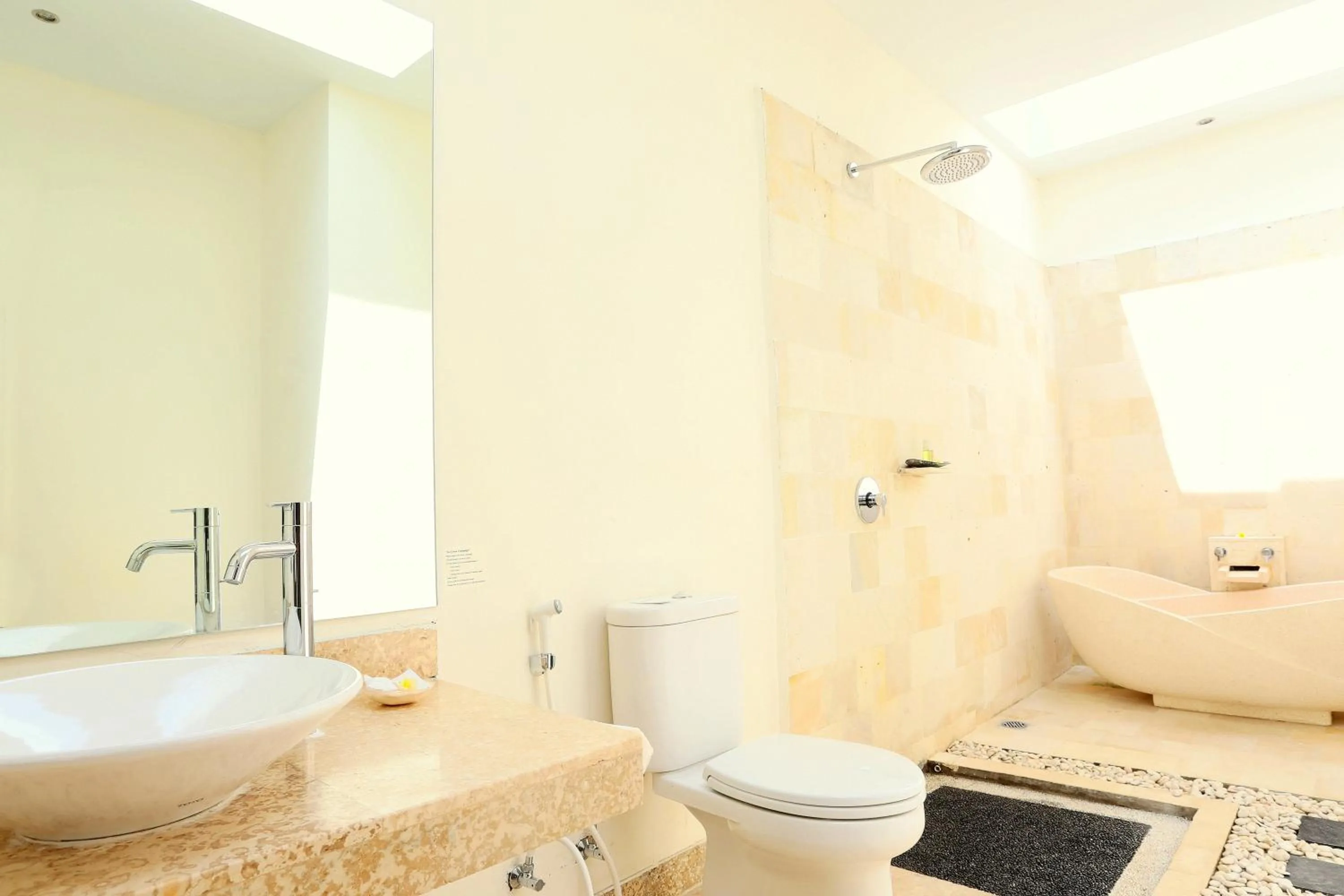 Shower in Jas Green Villas and Spa