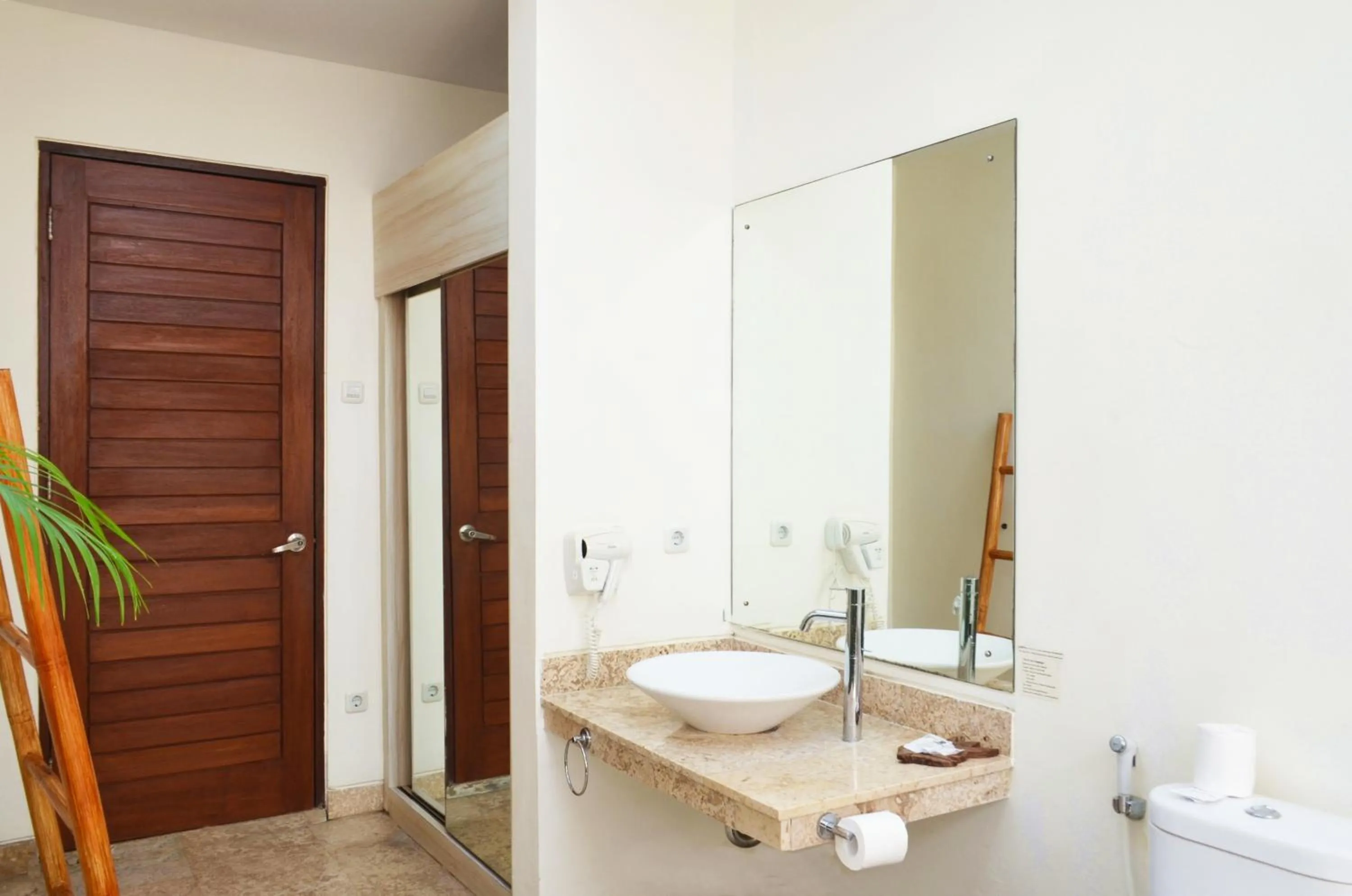 Shower in Jas Green Villas and Spa