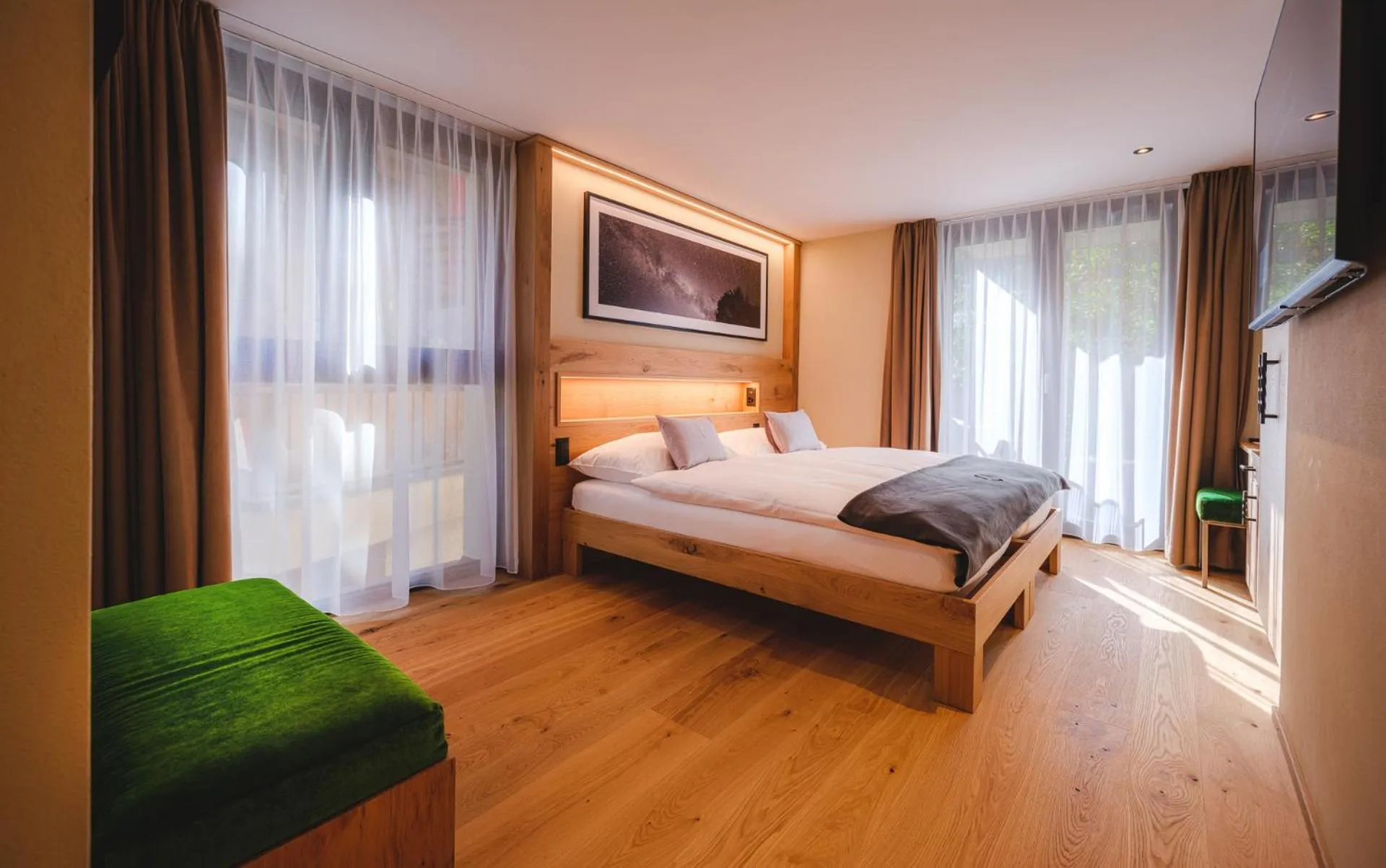 Photo of the whole room, Bed in Hotel Tannenhof