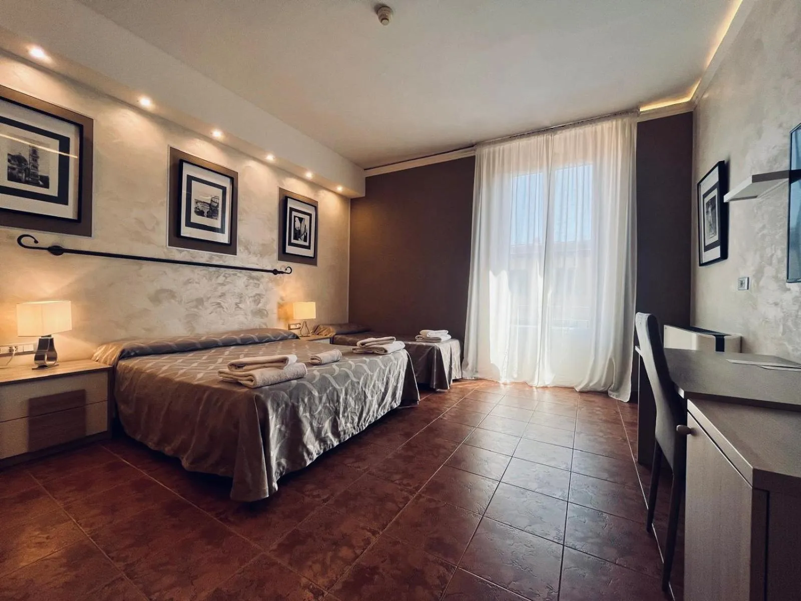 Bed in Hotel Alinari