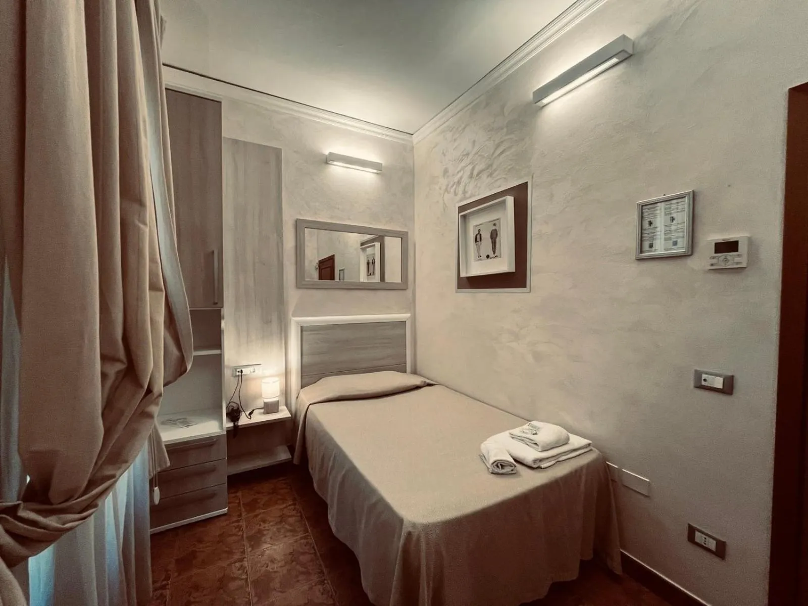 Bed in Hotel Alinari