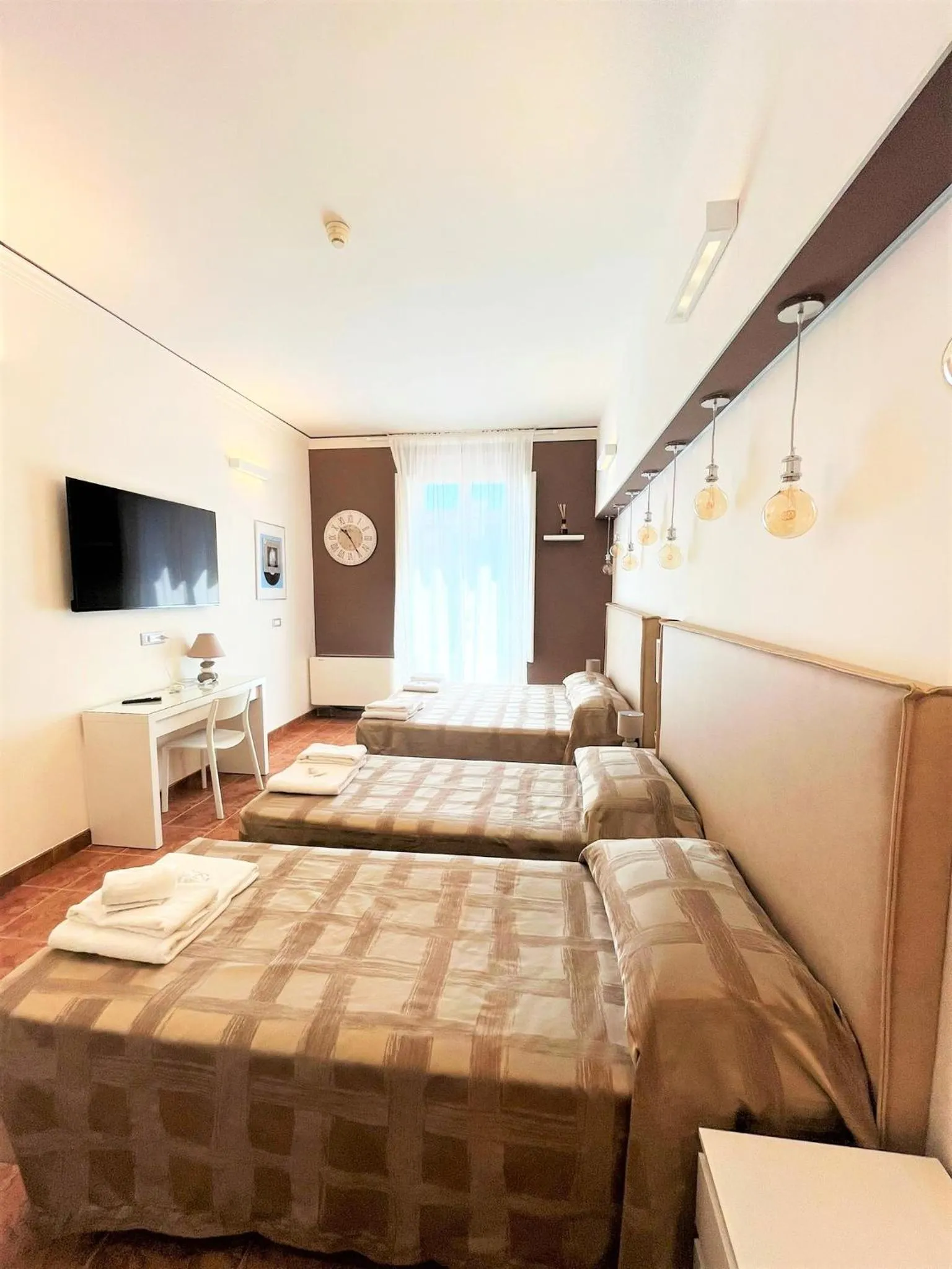 Bedroom, Bed in Hotel Alinari