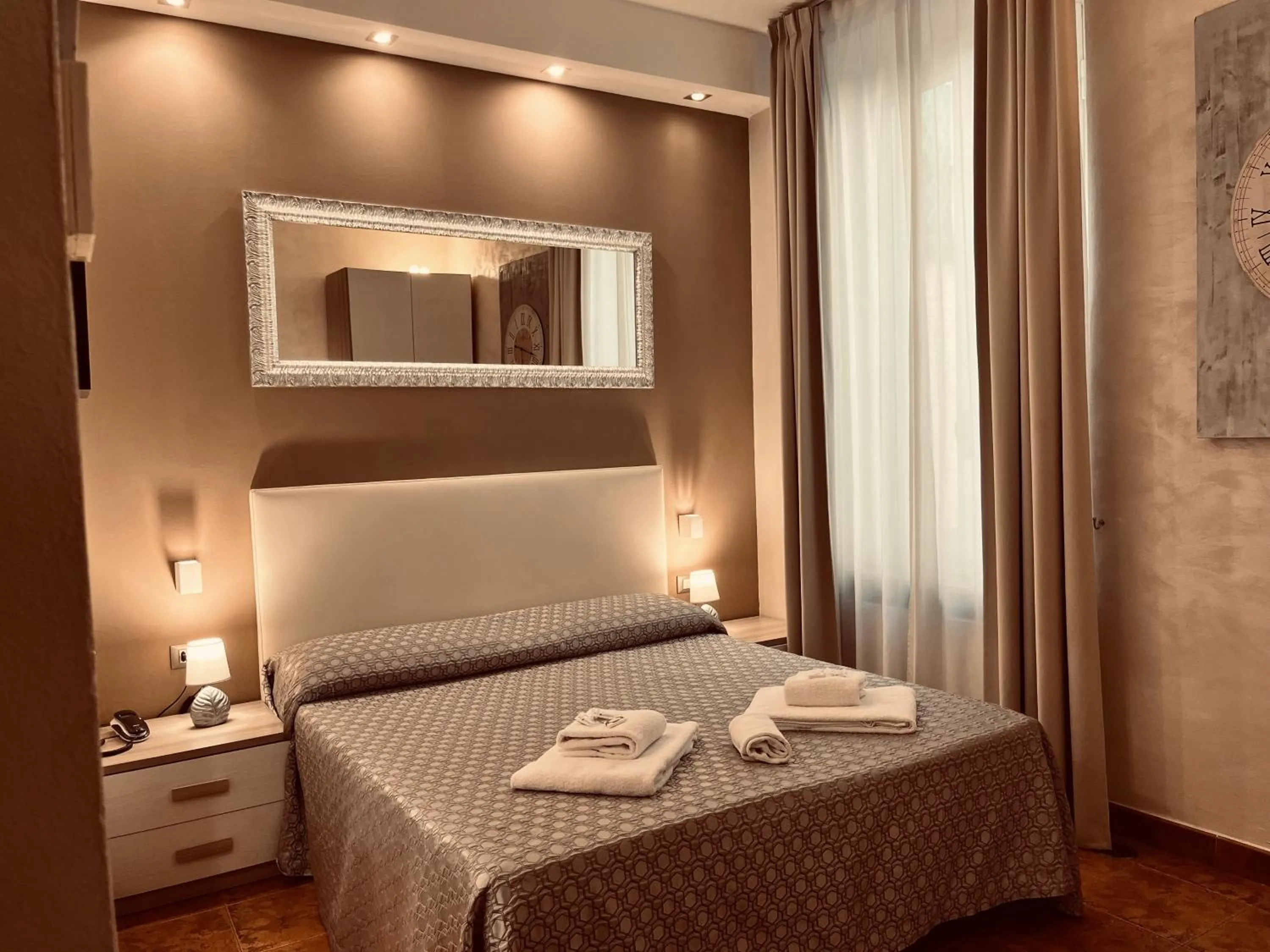 Bed in Hotel Alinari