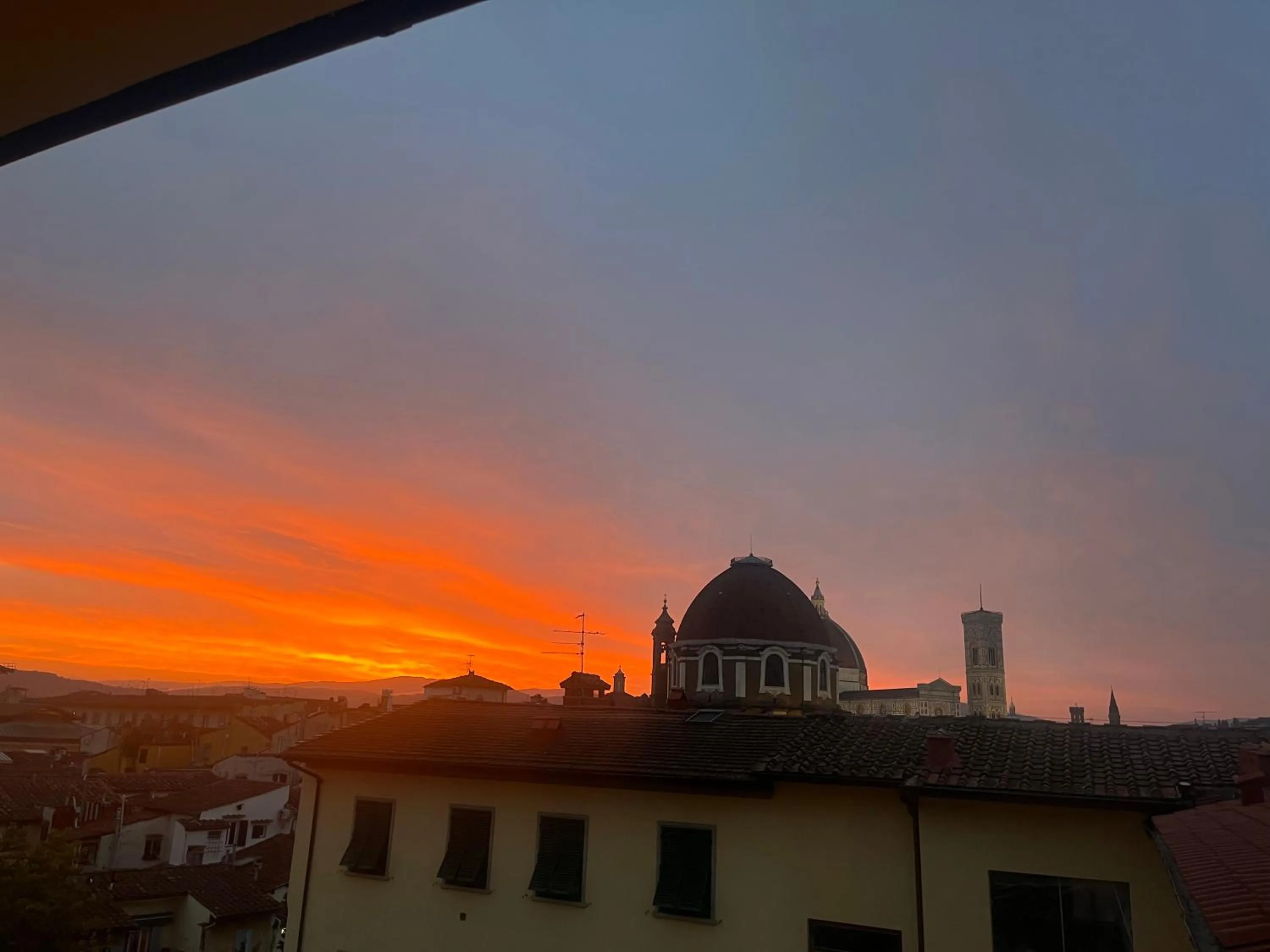 Sunrise in Hotel Alinari