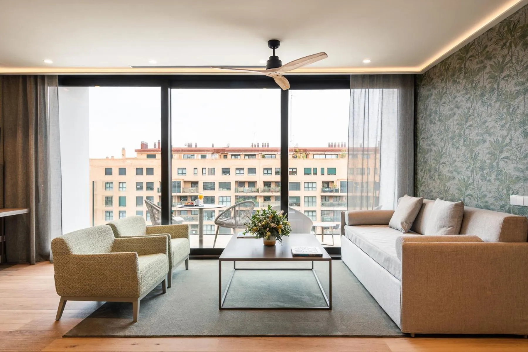 Living room in Apartamentos Core Suites Valencia